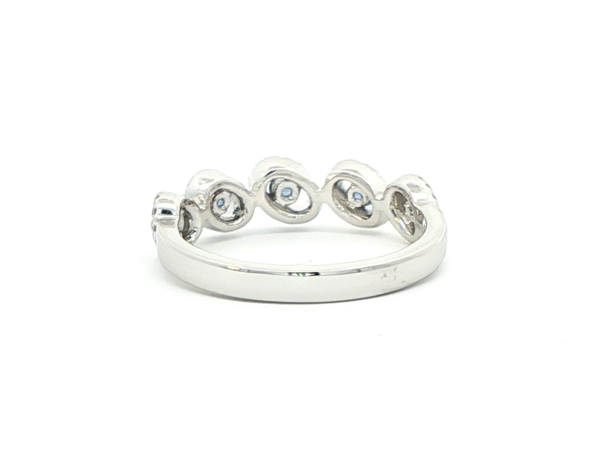 5-Stone Tilter Oval Montana Yogo Sapphire and Diamond Halo Ring in White Gold (0.65cts TWT) back