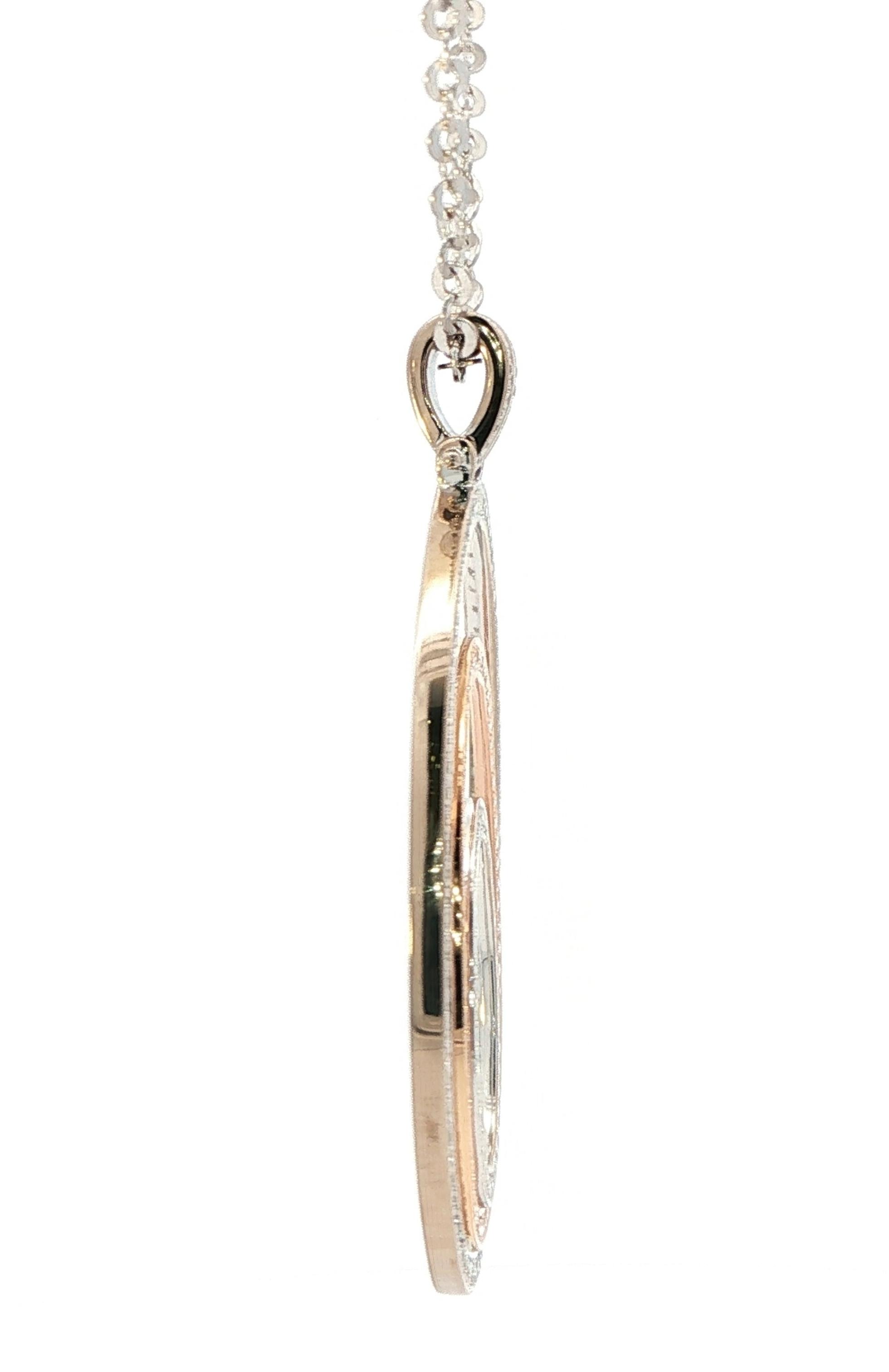 Estate Piece: Two Tone 3 Oval Diamond Pave Necklace in White and Rose Gold (1.00cts TWT) side