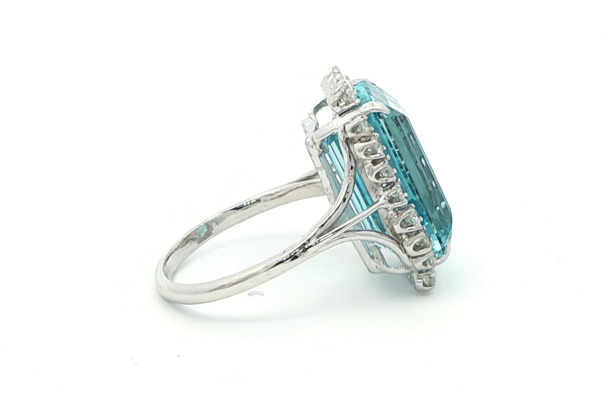 Estate Piece: Aquamarine and Diamond Halo Ring in White Gold (15.50cts TWT) side