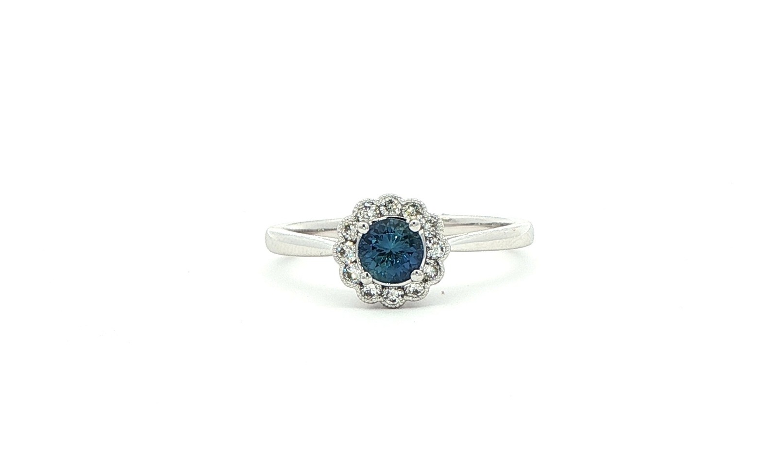 Montana Yogo Sapphire and Diamond Halo with Milgrain Ring in White Gold (0.57cts TWT)