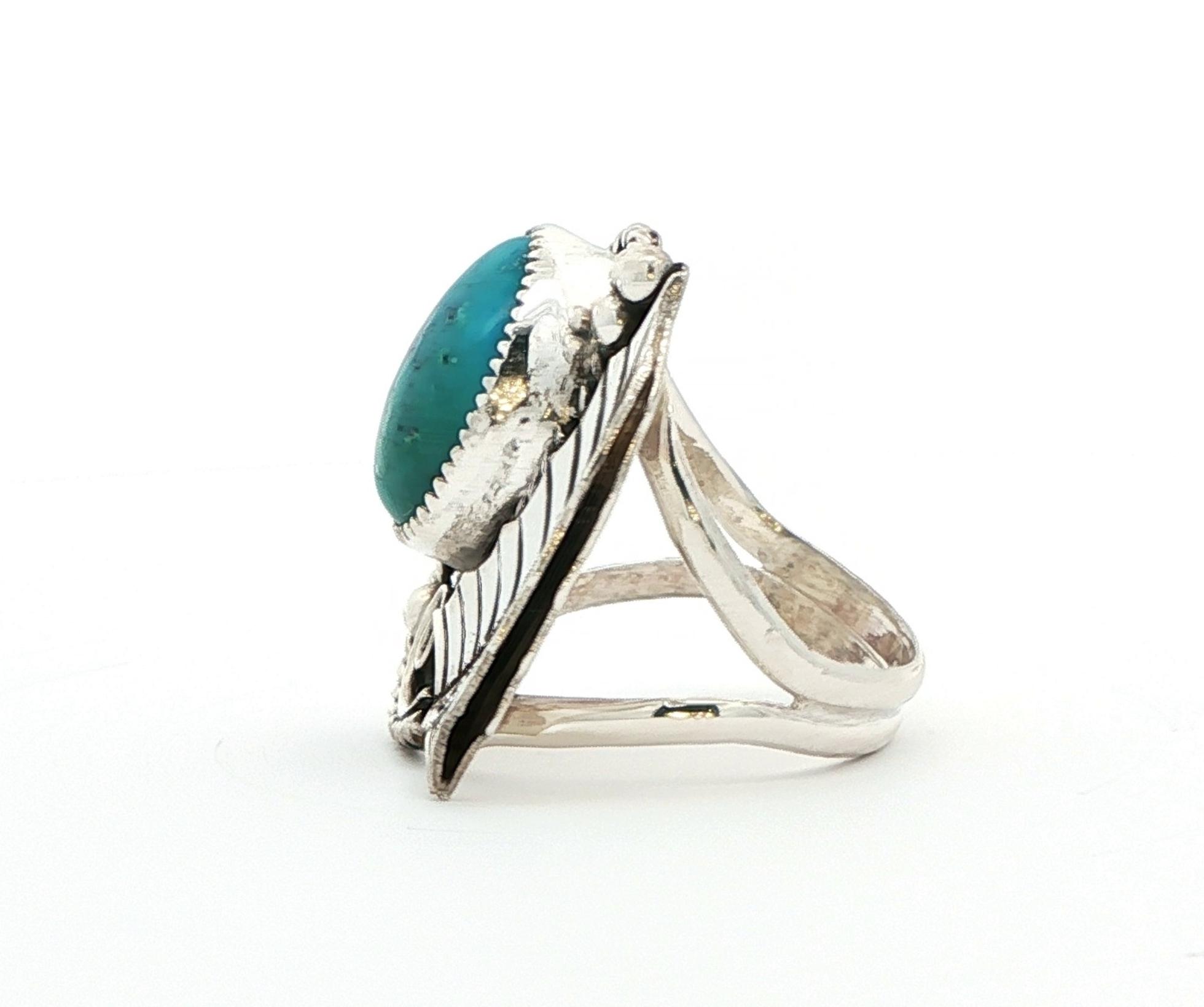 Estate Piece: Leaf Decal Turquoise Ring in Sterling Silver side