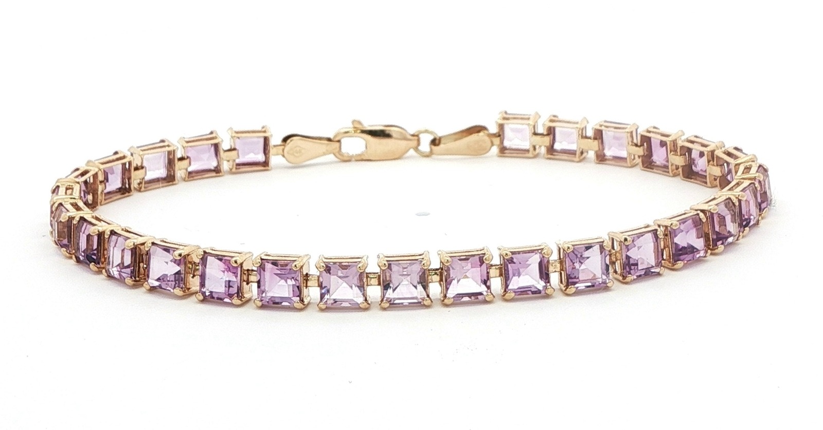 Estate Piece: Amethyst Line "Tennis" Bracelet in Yellow Gold (11.2cts TWT)