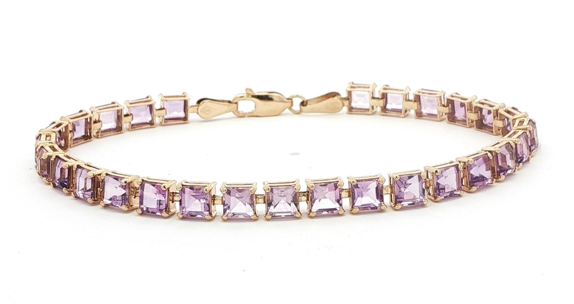 Estate Piece: Amethyst Line "Tennis" Bracelet in Yellow Gold (11.2cts TWT)