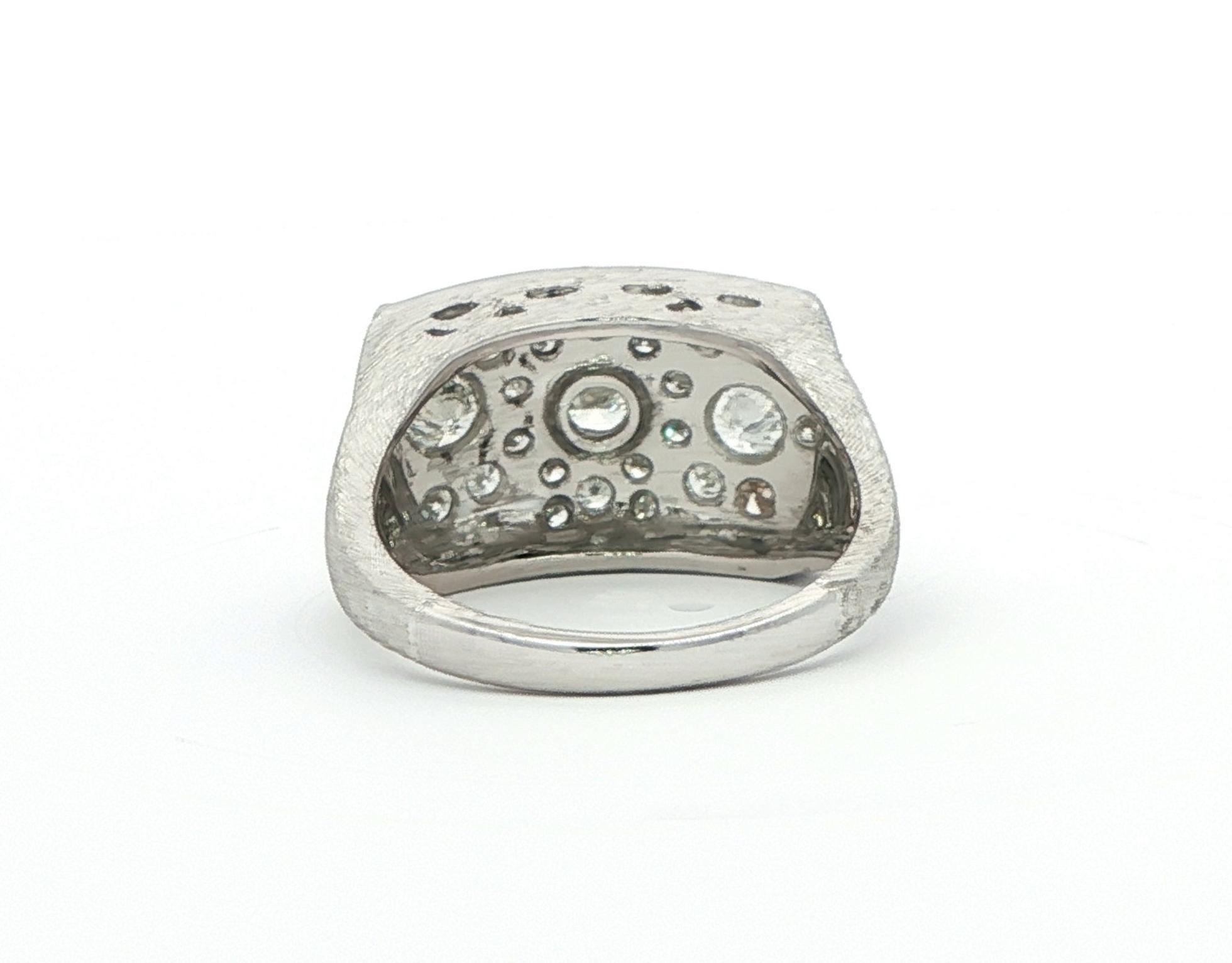 Estate Piece: Florentine Vintage-Style Diamond Rectangular Cluster Ring in White Gold (0.50cts TWT) back