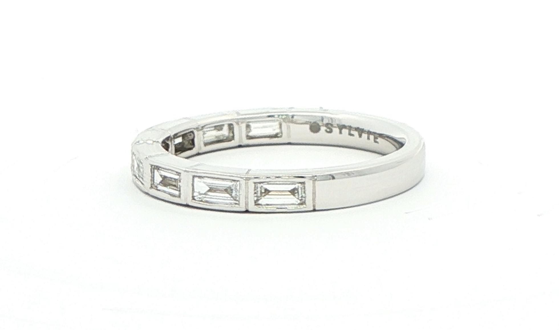 8-Stone Bezel-Set Diamond Band in White Gold (0.70cts TWT) side