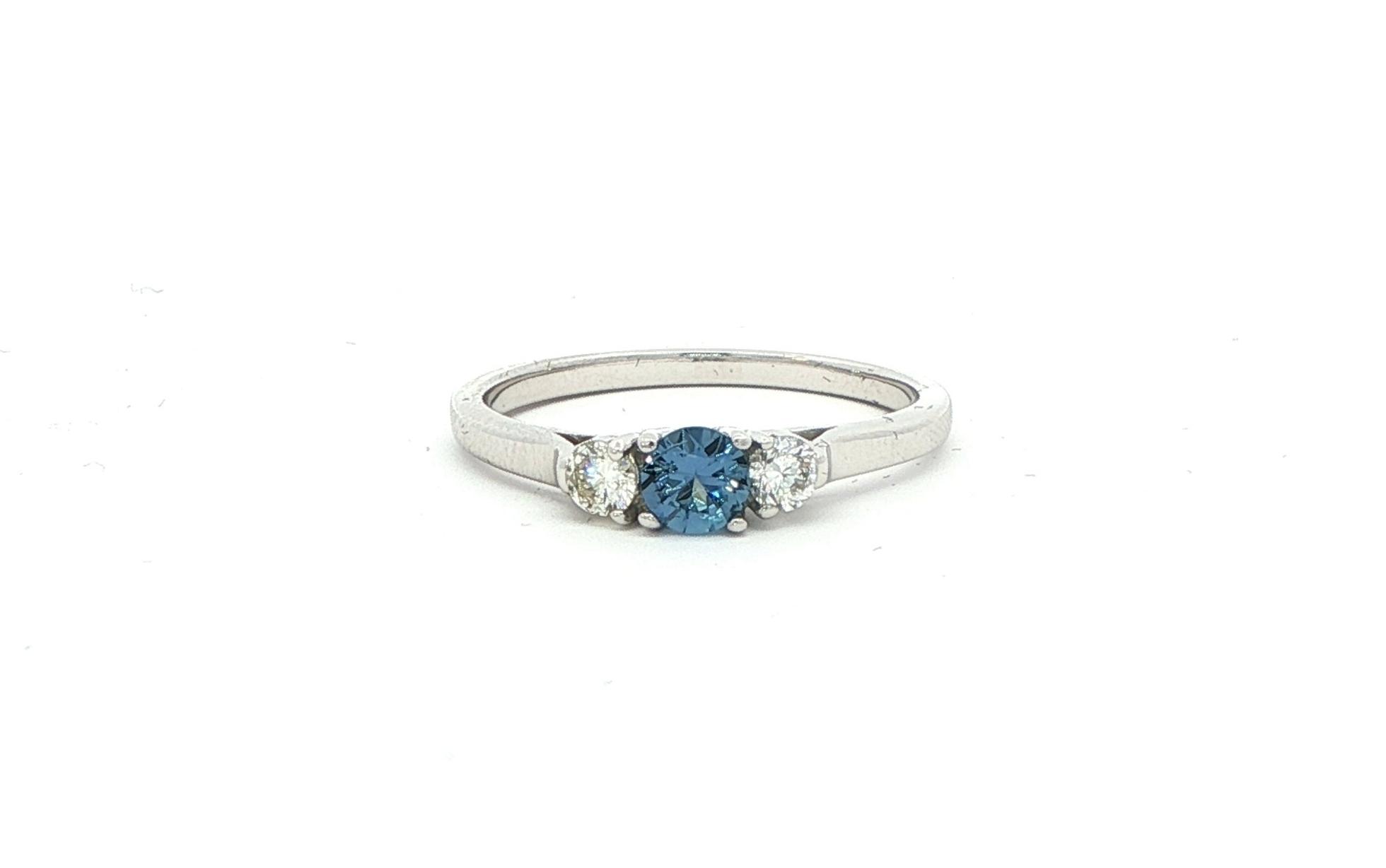 Estate Piece: 3-Stone Montana Sapphire and Diamond Ring in White Gold (0.45cts TWT)