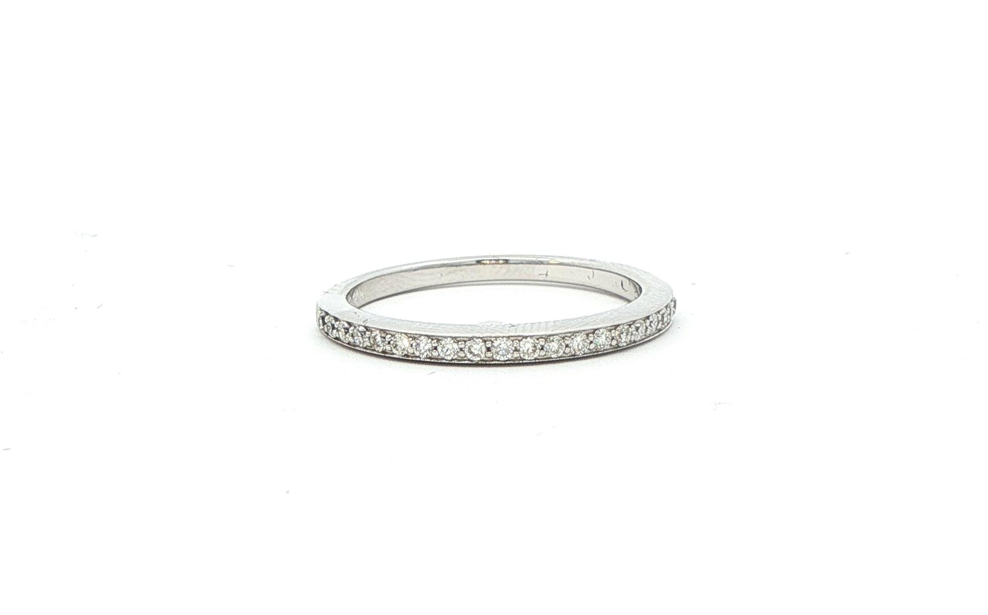 Estate Piece: 21-Stone Diamond Pave Band in White Gold (0.21cts TWT)