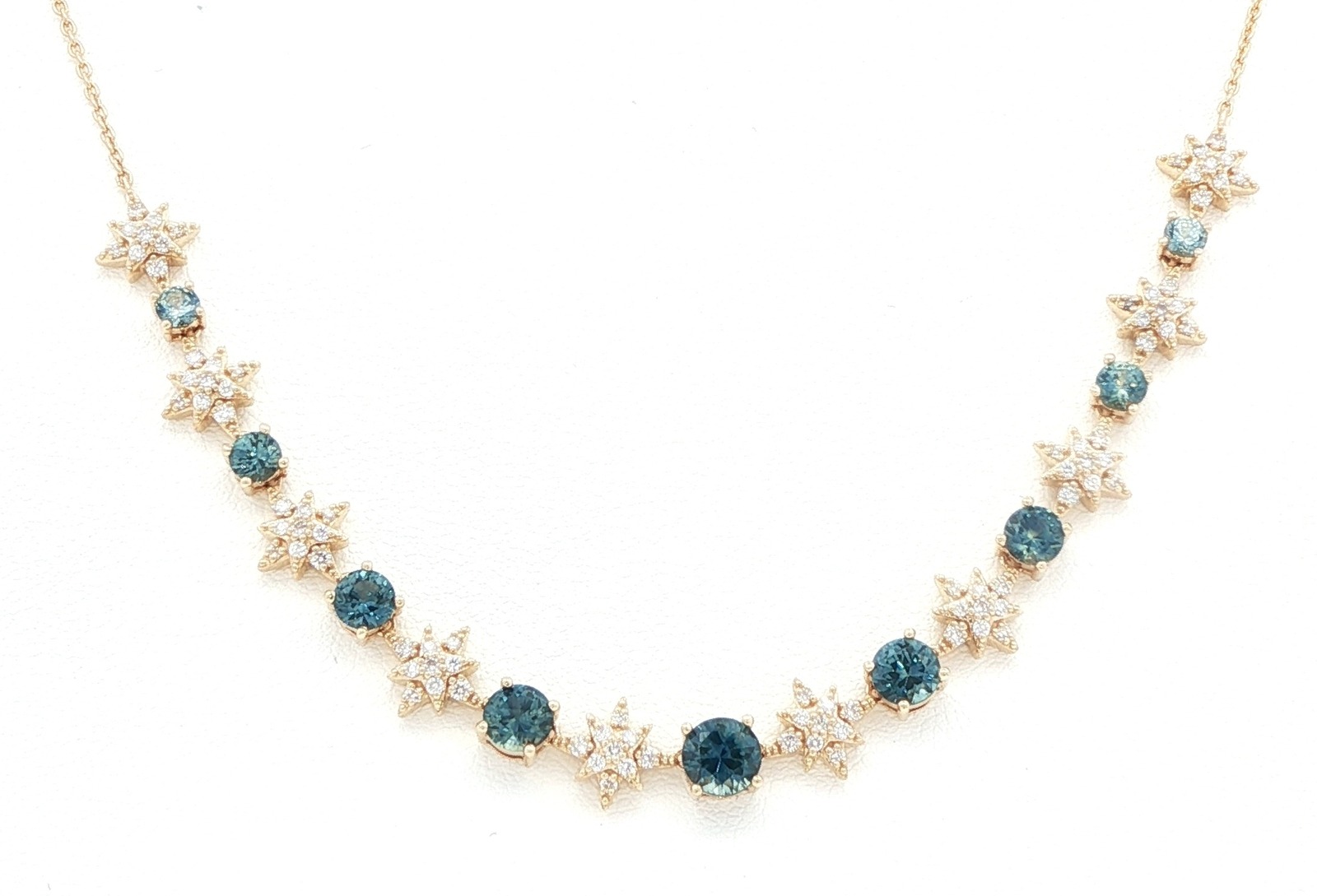 Alternating Montana Sapphire and Diamond Pave Star and 4-Prong Necklace in Yellow Gold (3.36cts TWT)