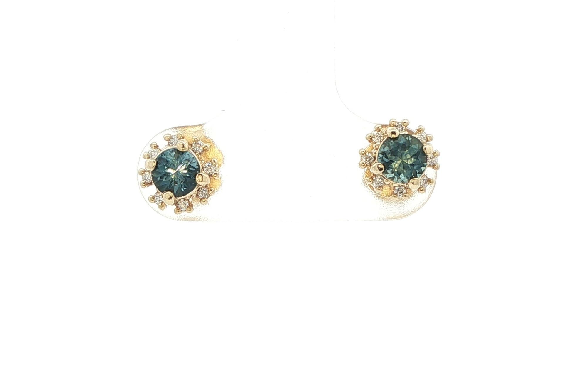 Montana Sapphire and Diamond Halo Stud Earrings in Yellow Gold (0.72cts TWT)