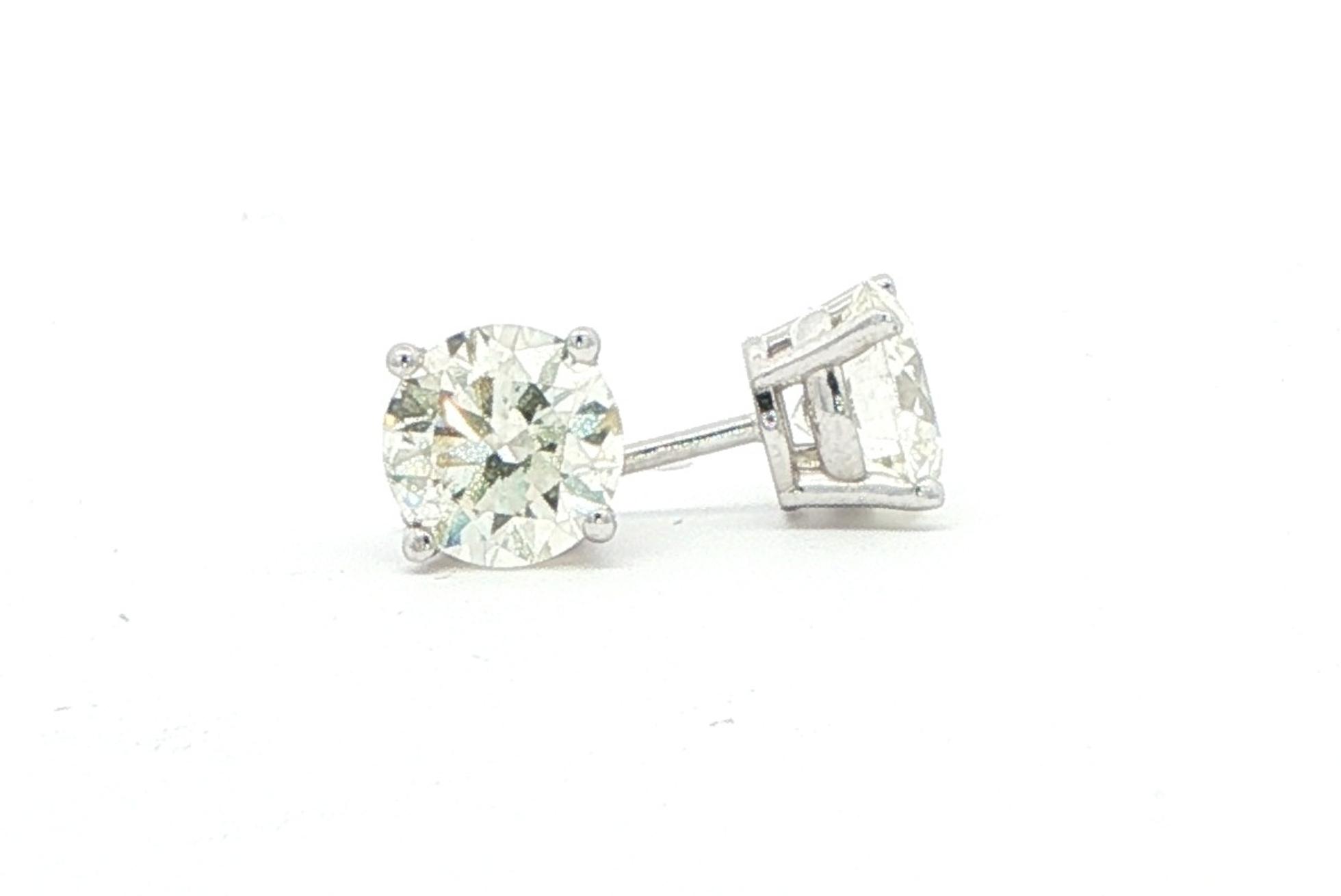 4-Prong Basket-Set Diamond Stud Earrings in White Gold (1.61cts TWT) side