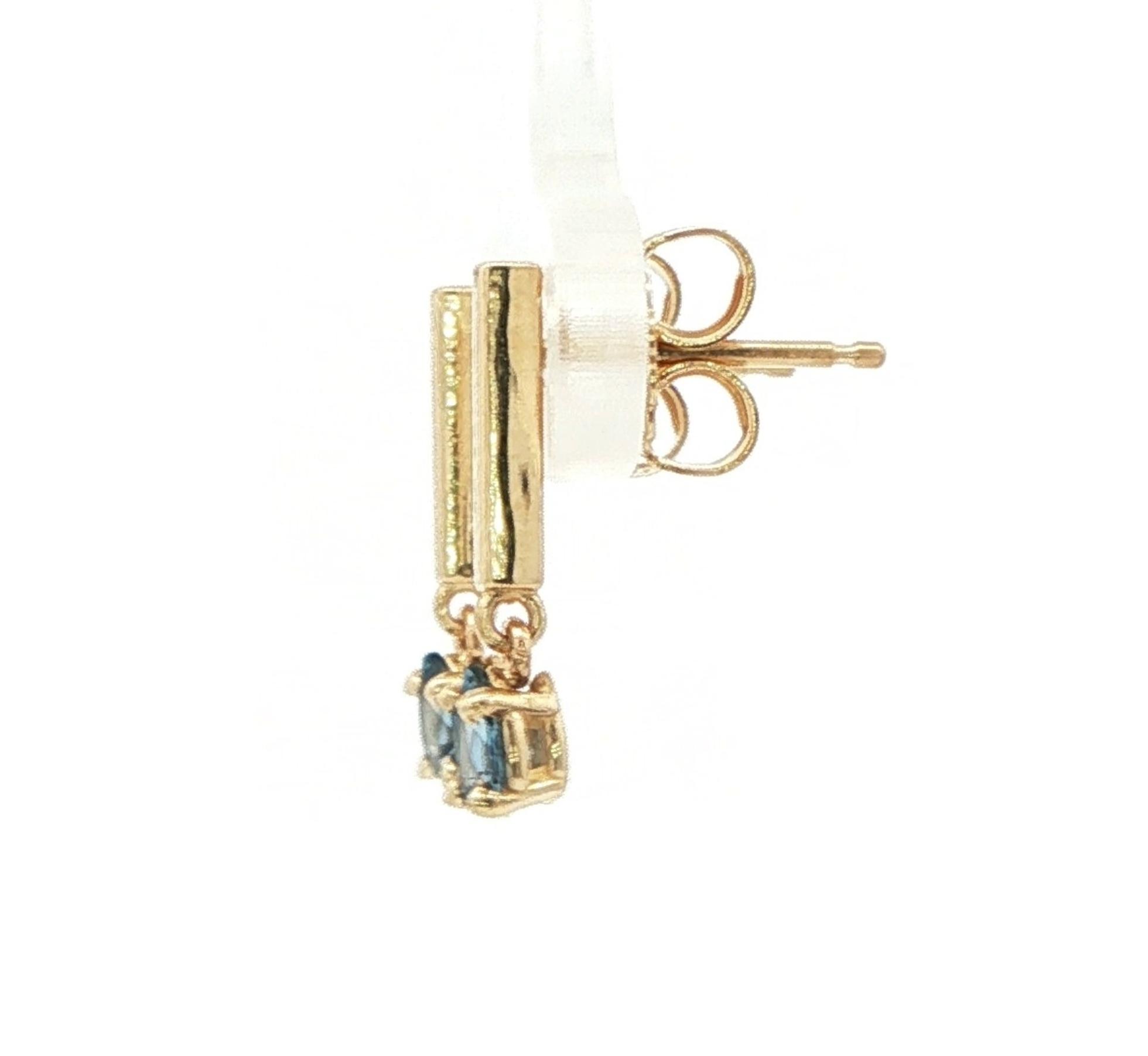 Bar Drop Montana Yogo Sapphire Earrings in Yellow Gold (0.33cts TWT) side