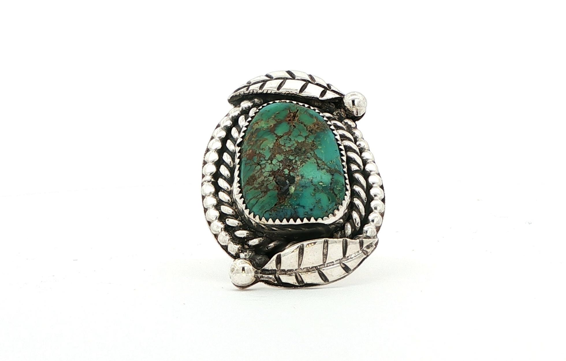 Estate Piece: Leaf Decal Double Rope Turquoise Ring in Sterling Silver