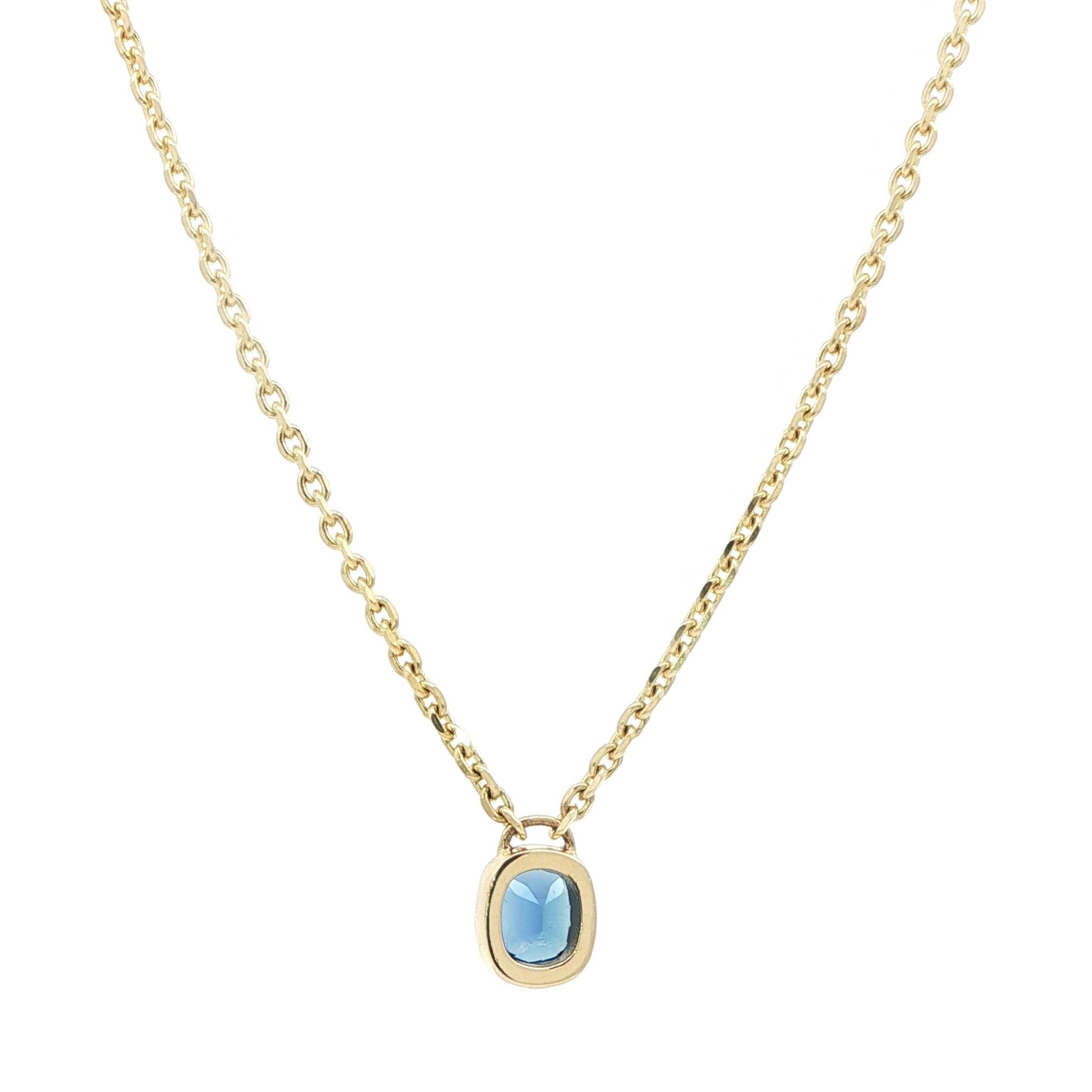 Bezel-set Cushion-cut Montana Yogo Sapphire Necklace on Split Chain in Yellow Gold (1.16cts TWT) back