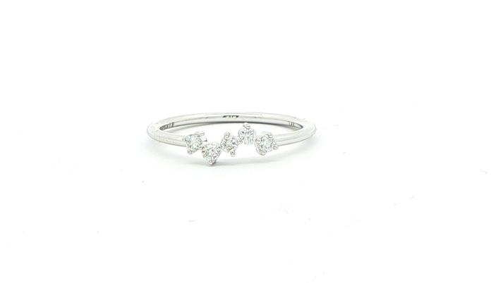 content/products/5-Stone Prong-Set Diamond Cluster Ring in White Gold (0.15cts TWT)