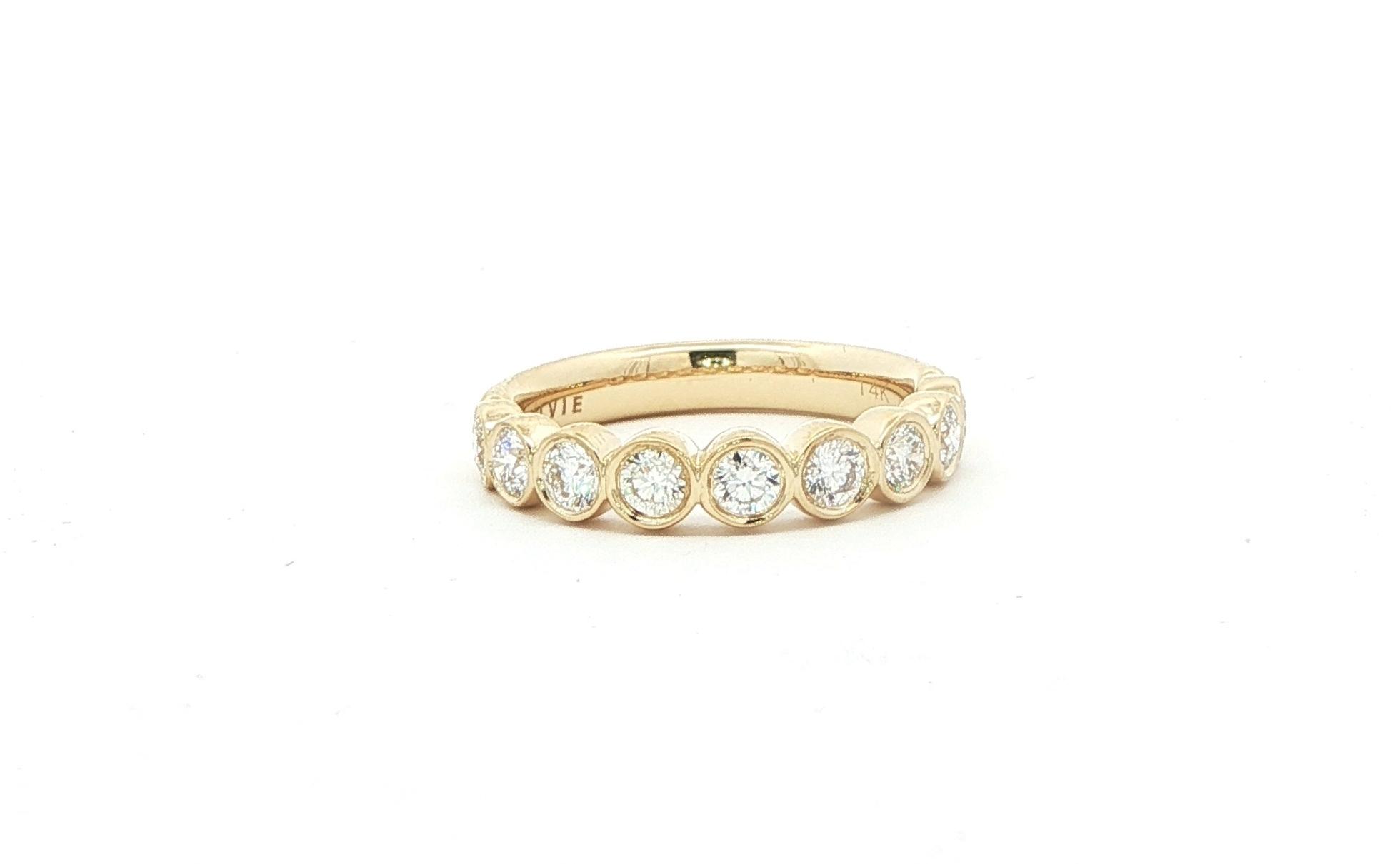 9-Stone Bezel-Set Diamond Band in Yellow Gold (0.75cts TWT)