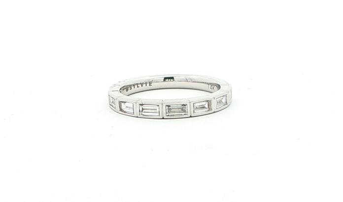 content/products/8-Stone Bezel-Set Diamond Band in White Gold (0.70cts TWT)