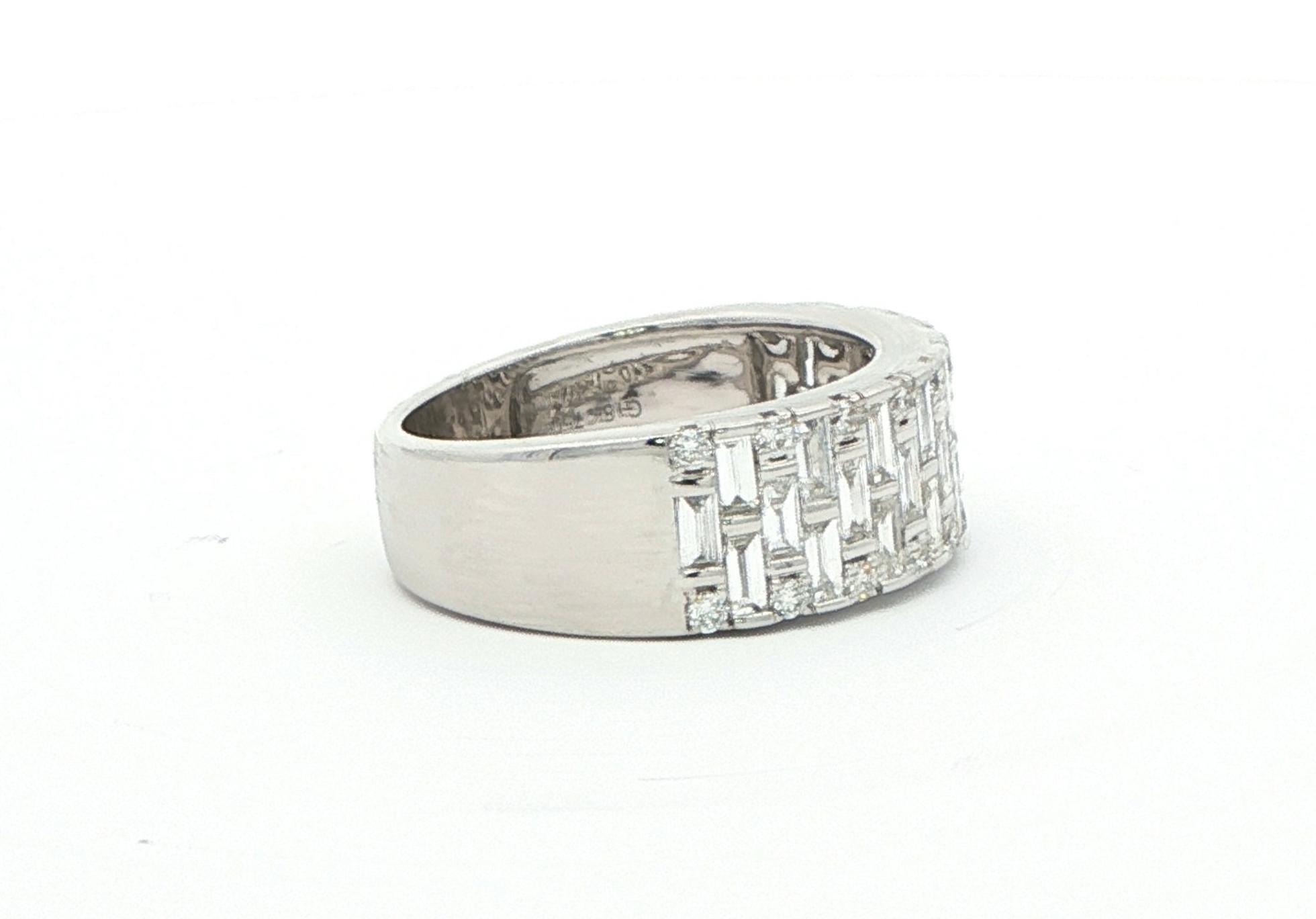 Wide Diamond Fashion Band in White Gold (1.27cts TWT) side