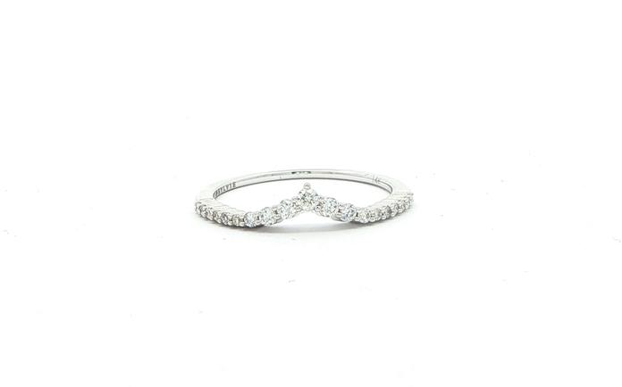 content/products/Chevron Share-Prong Diamond Band in White Gold (0.20cts TWT)
