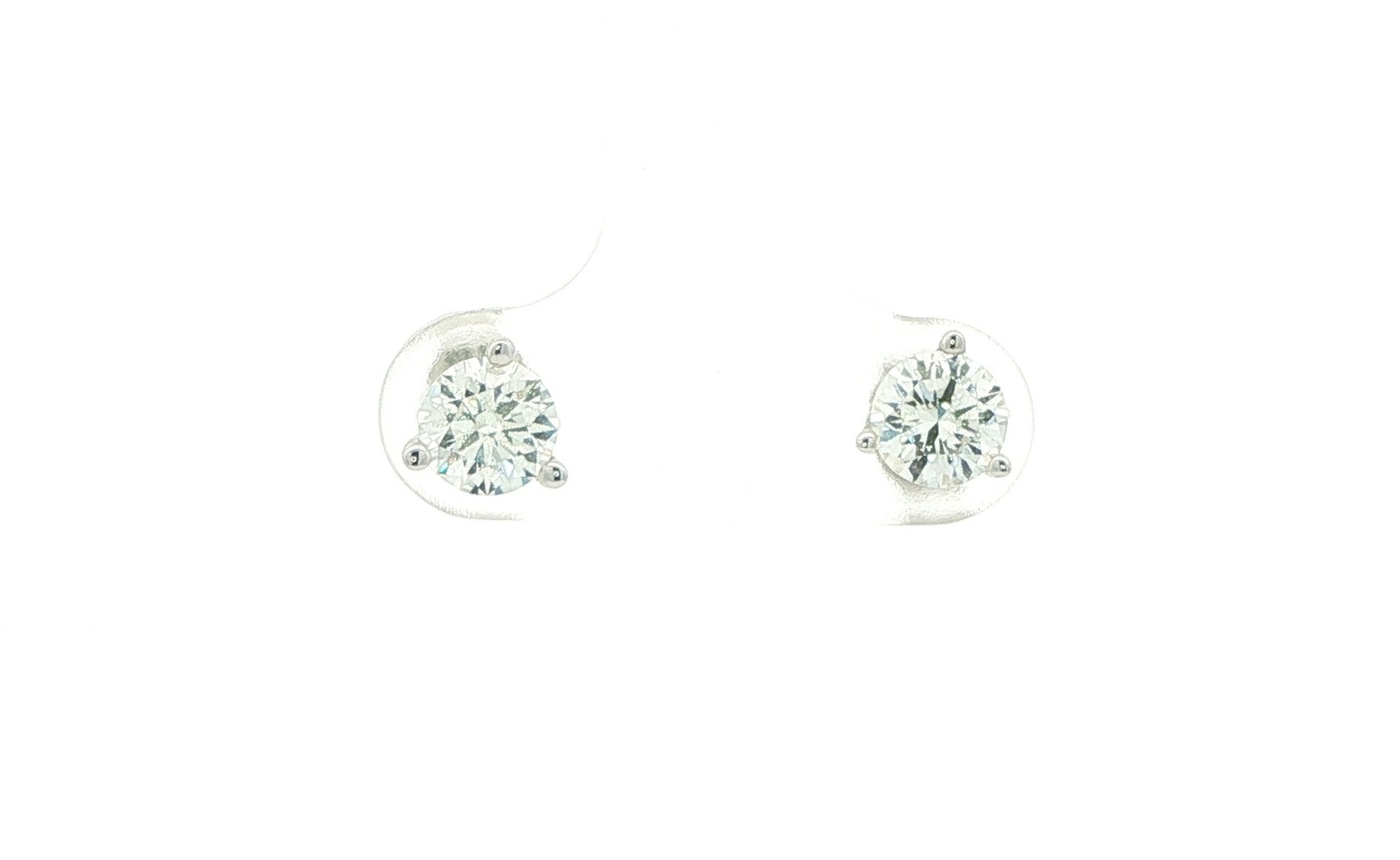 3-Prong Diamond Stud Earrings in White Gold (1.00cts TWT)