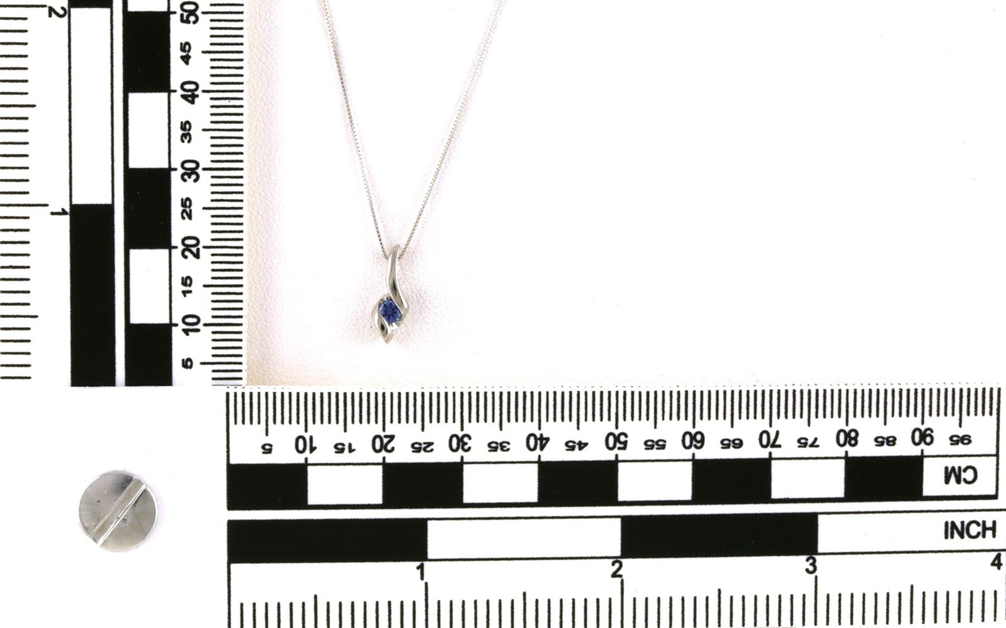 Twist Style Montana Yogo Sapphire Solitaire Necklace in White Gold (0.10ct)