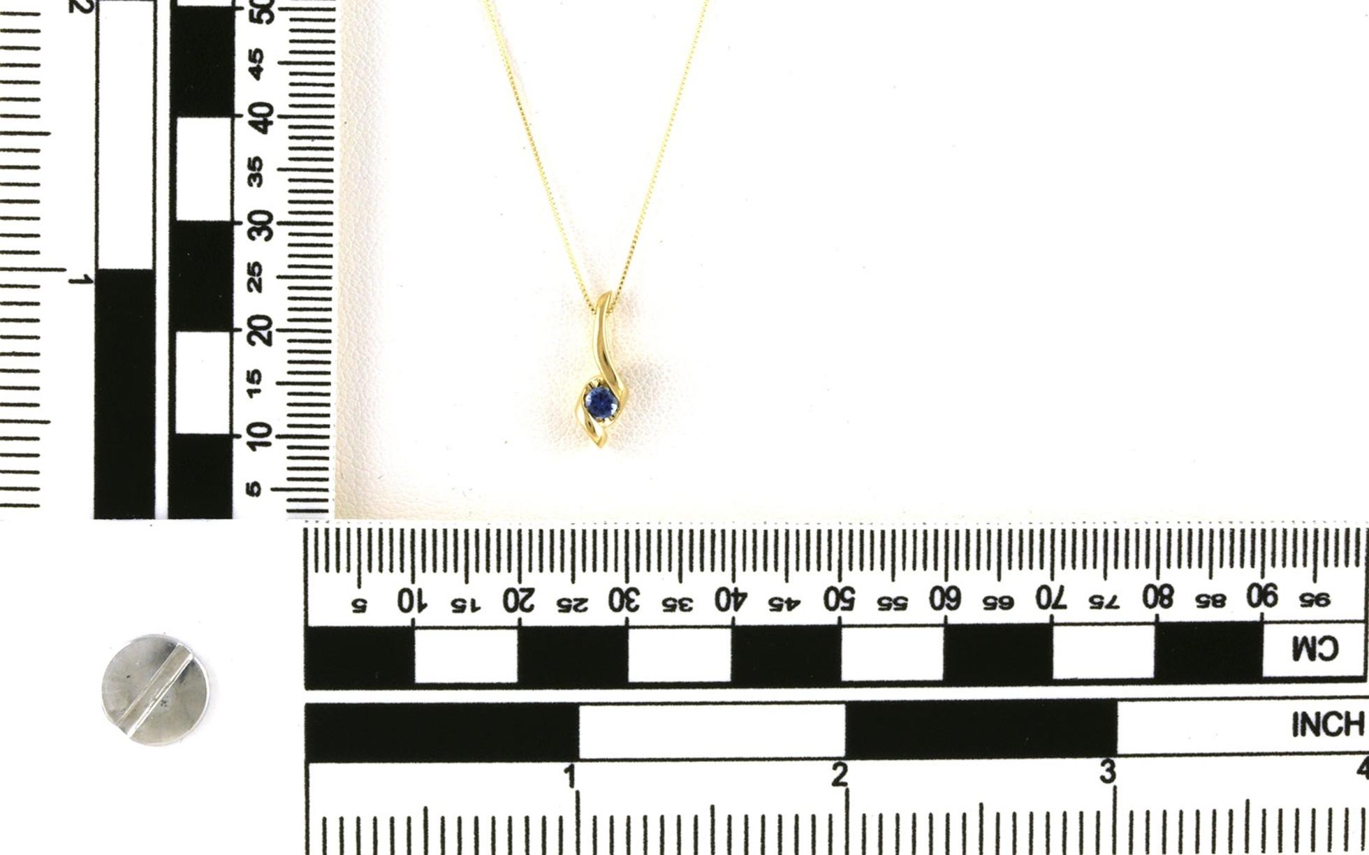 Twist Style Montana Yogo Sapphire Solitaire Necklace in Yellow Gold (0.10ct) scale