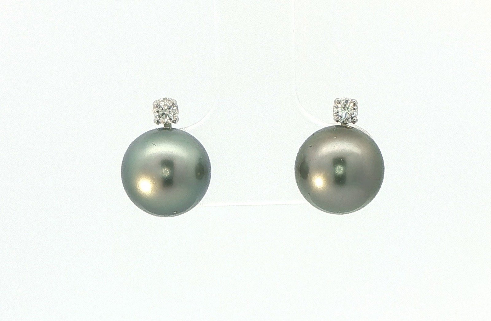 Estate Piece: 2-Stone Tahitian Pearl and Diamond Stud Earrings in White Gold (0.10cts TWT)