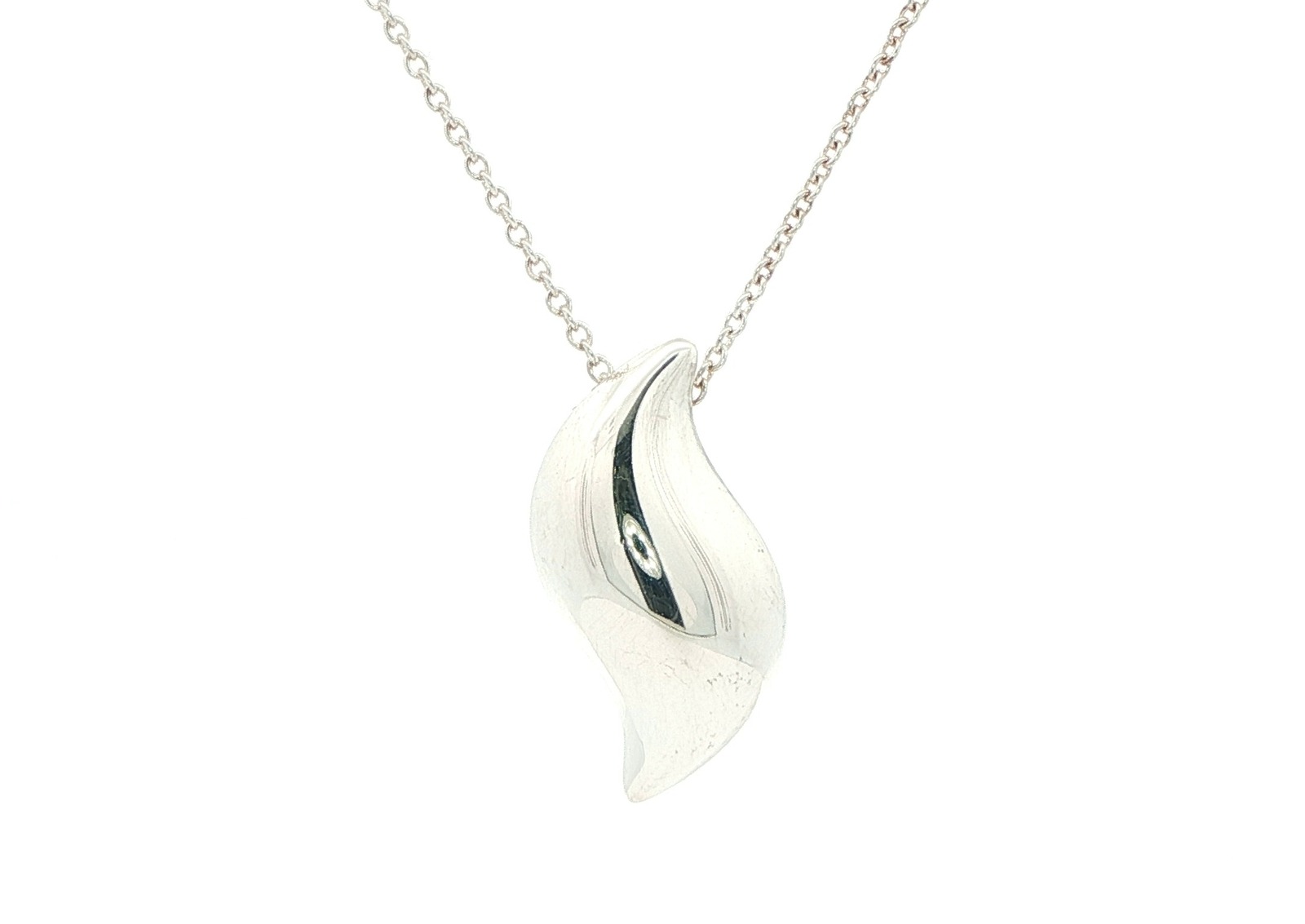 Estate Piece: Tiffany & Co Elsa Peretti Feather Necklace in Sterling Silver