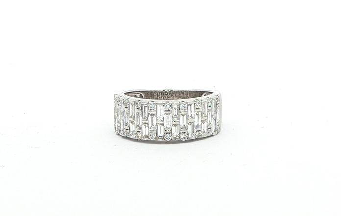 content/products/Wide Diamond Fashion Band in White Gold (1.27cts TWT)