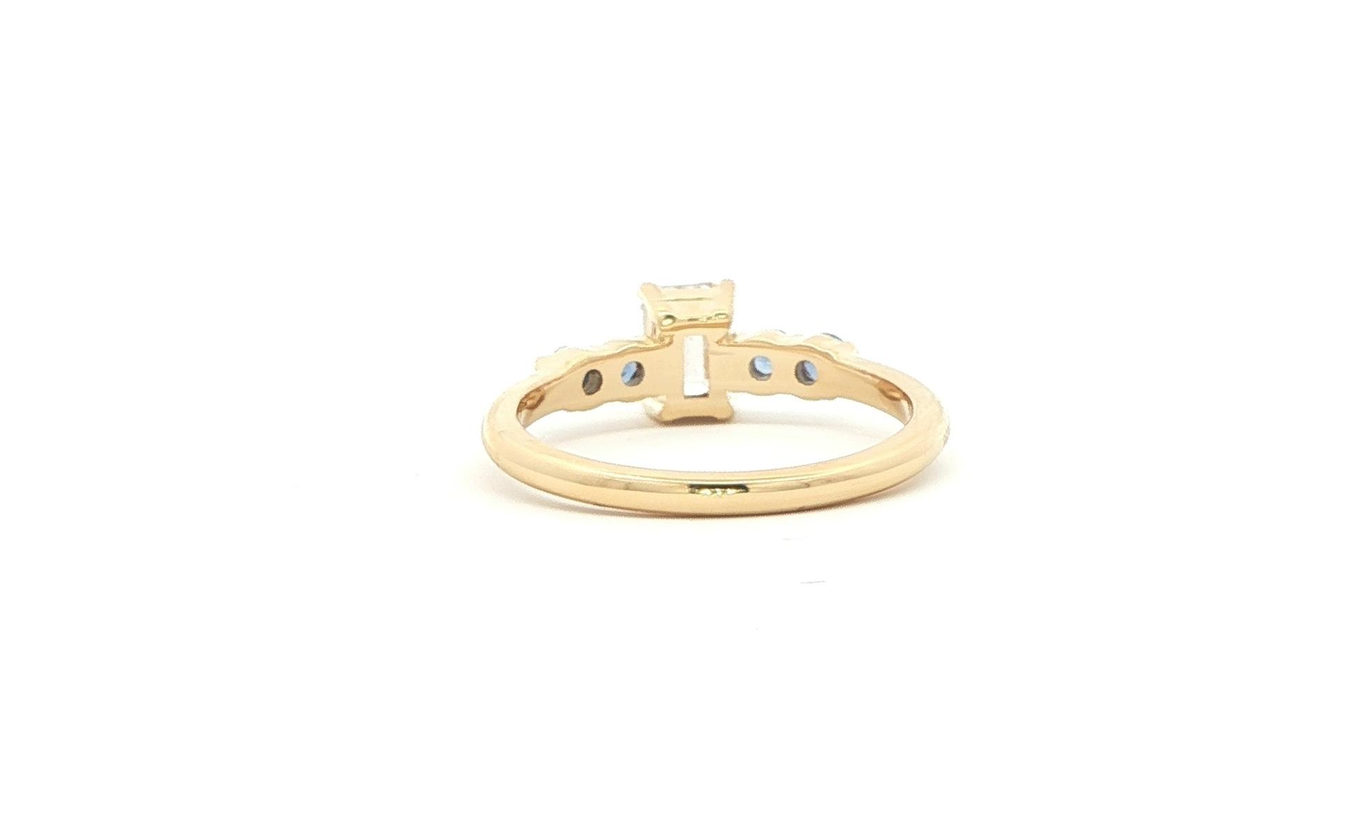 5-Stone4 Prong-Set Diamond and Montana Yogo Sapphire Ring in Yellow Gold (1.06cts TWT) back