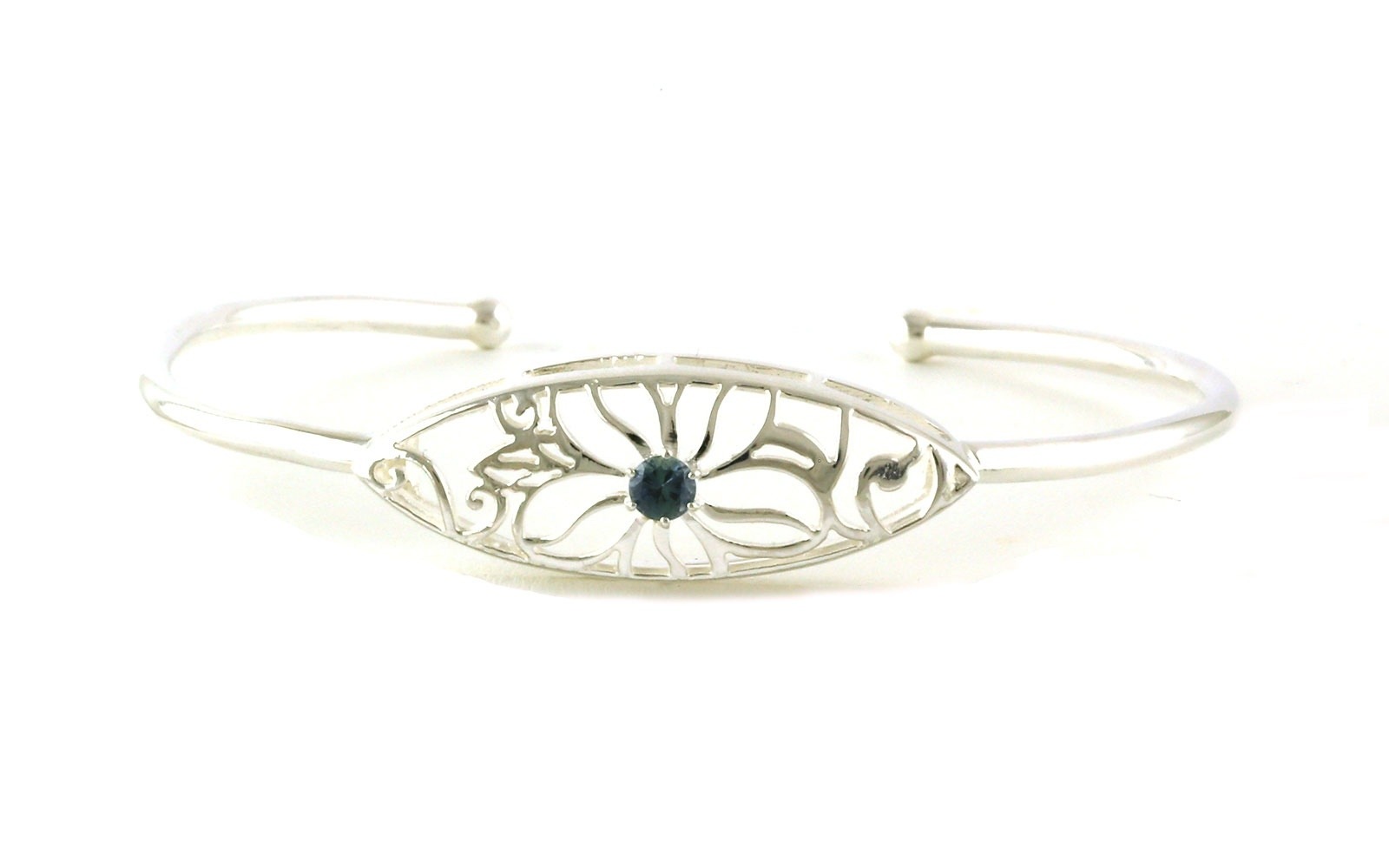 Floral Filigree Montana Sapphire Cuff Bracelet in Sterling Silver (0.20ct)
