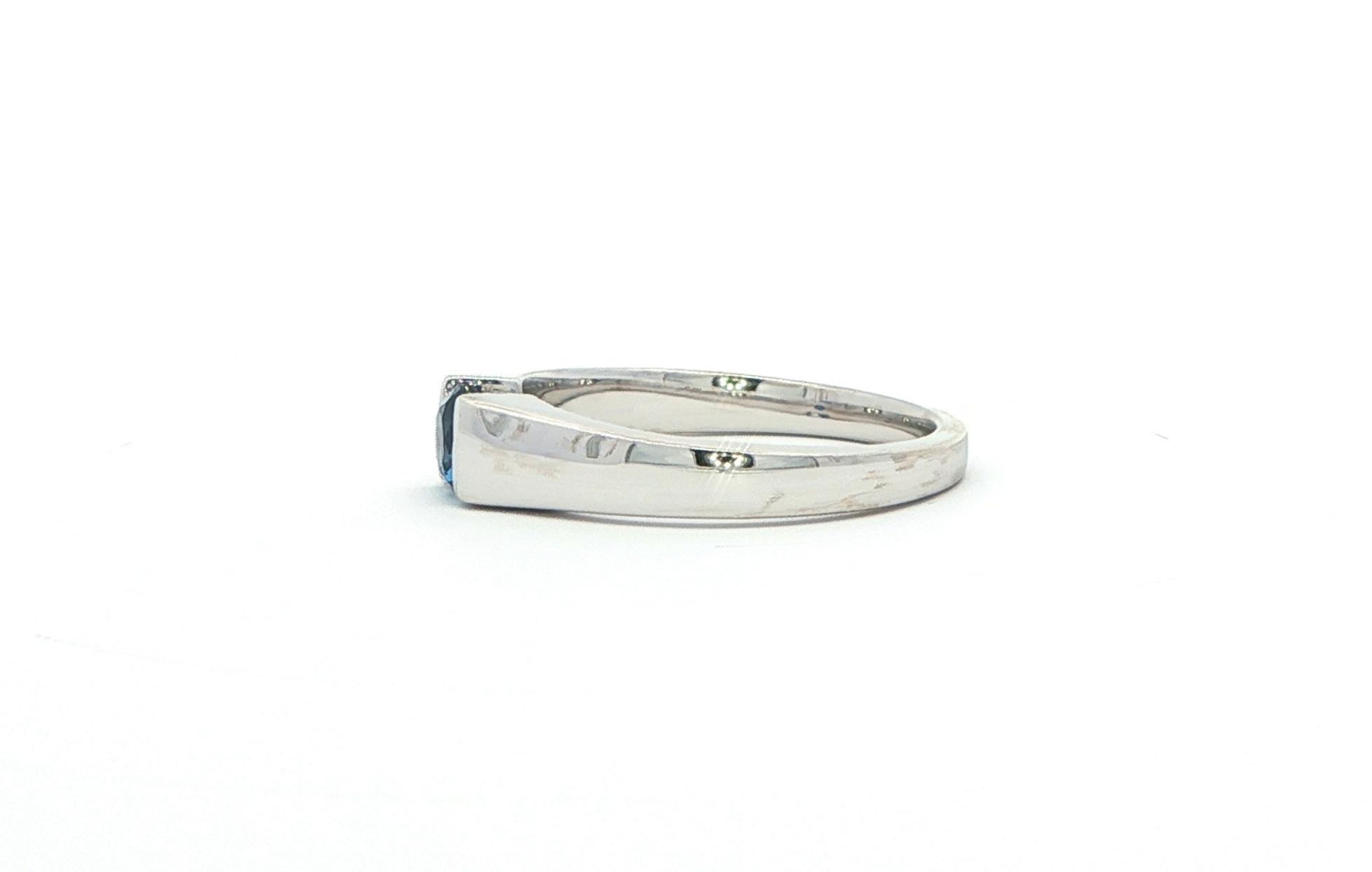 Bar-Set with Underbezel Montana Yogo Sapphire Solitaire Ring in White Gold (0.40ct) side