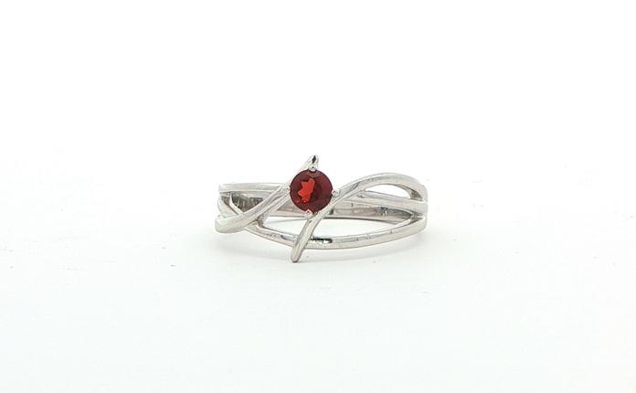 content/products/Criss-Cross Montana Garnet Ring in Sterling Silver (0.35ct)