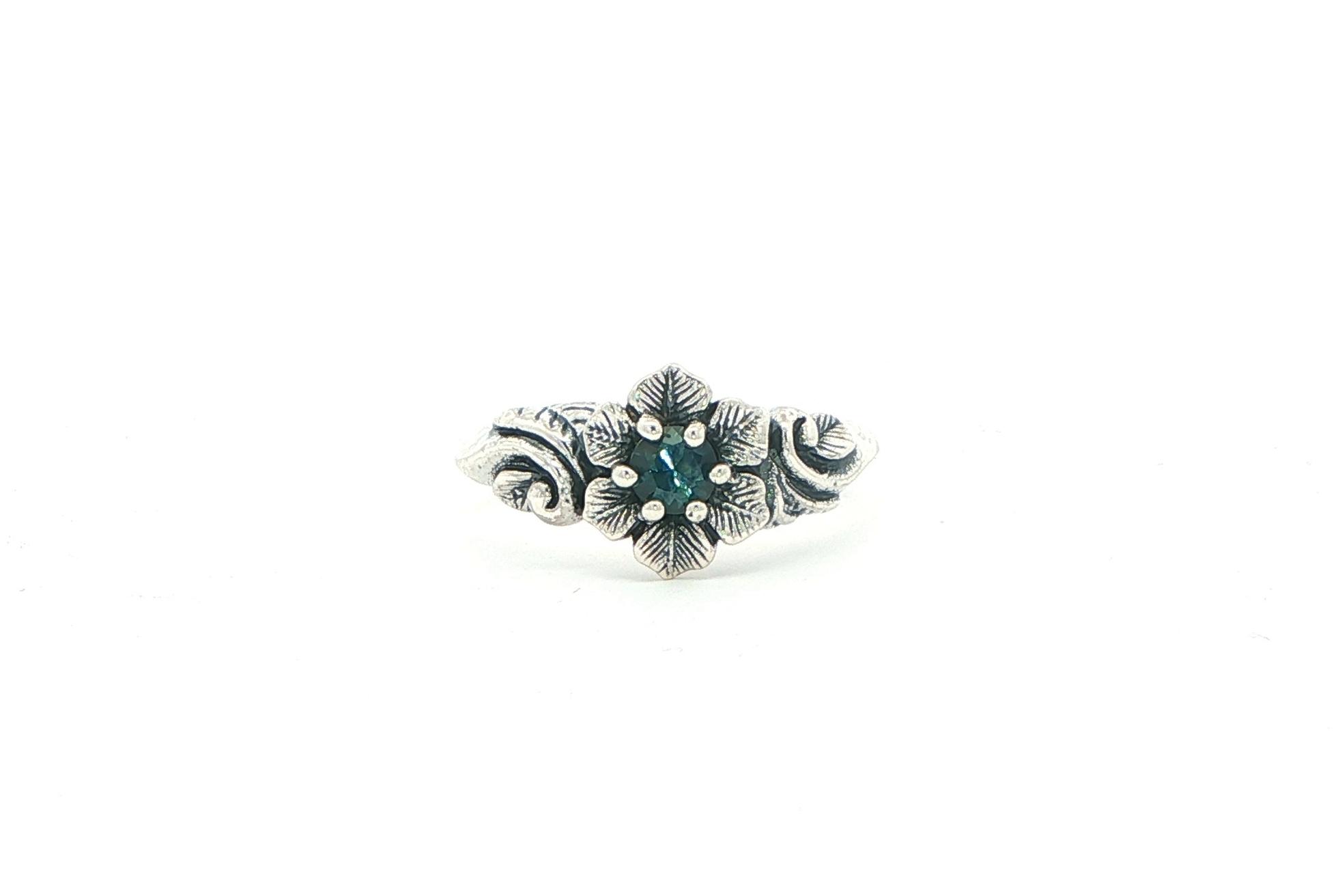 Flower Montana Sapphire Solitaire Ring in Sterling Silver (0.30ct)