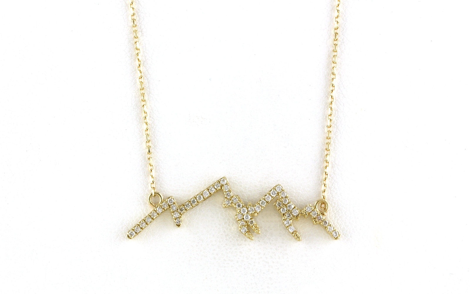 Diamond Pave Mountain Silhouette Necklace in Yellow Gold (0.25cts TWT)