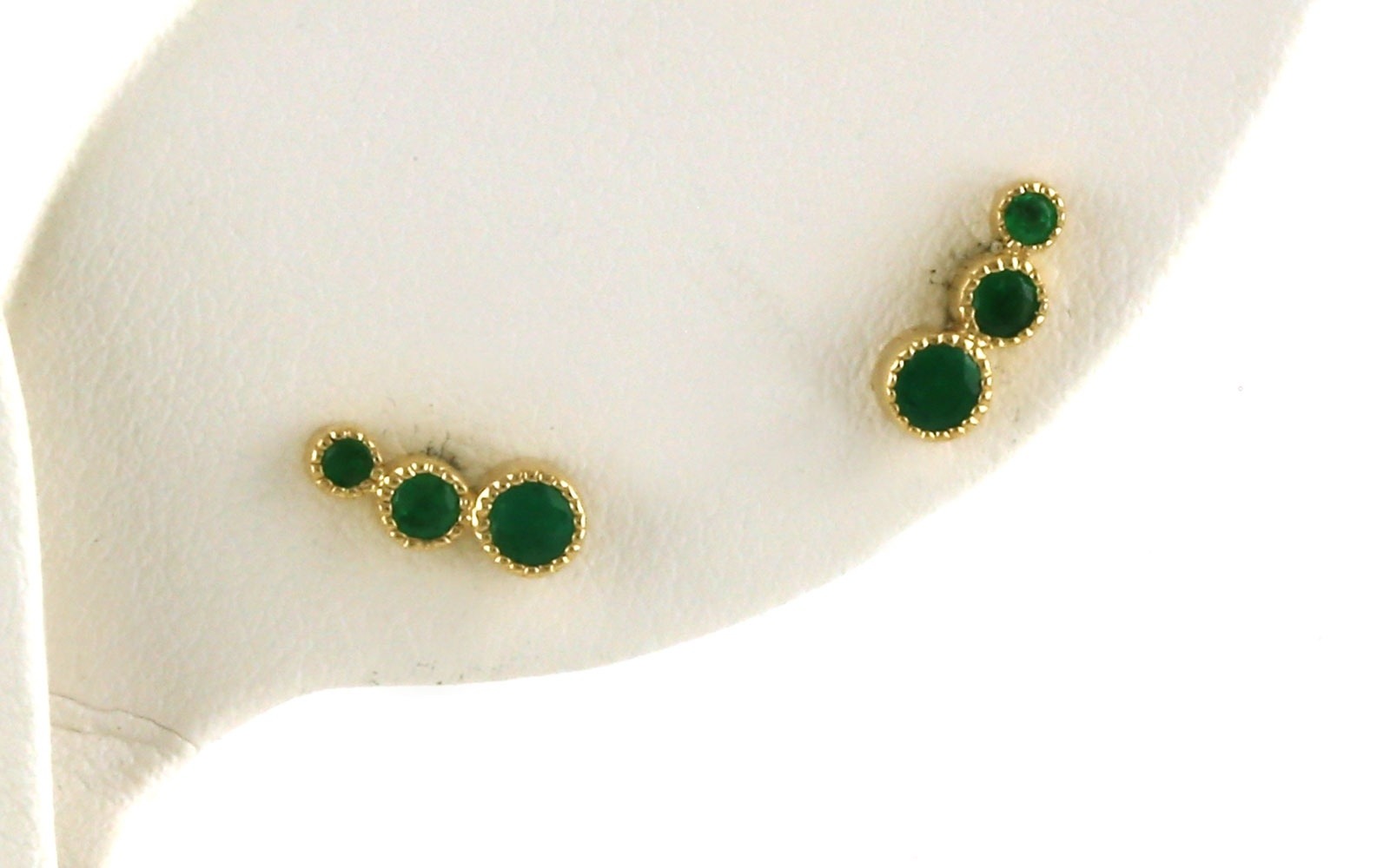 Graduated 3-Stone Emerald Stud Earrings in Yellow Gold (0.32cts TWT)
