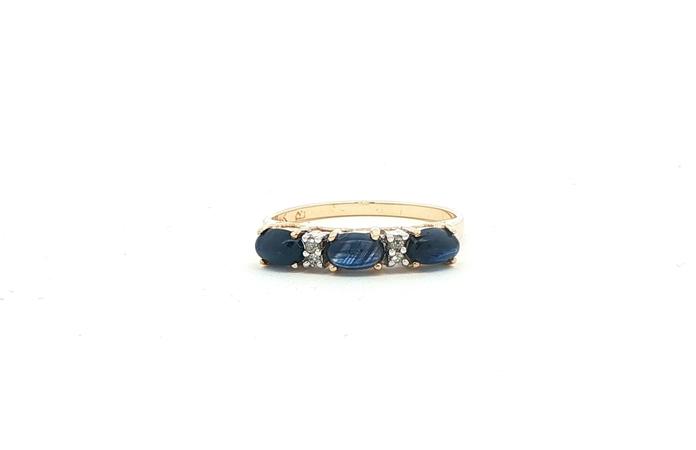 content/products/Estate Piece: Alternating Cabochon Sapphire and Diamond Ring in Yellow Gold (0.35cts TWT)