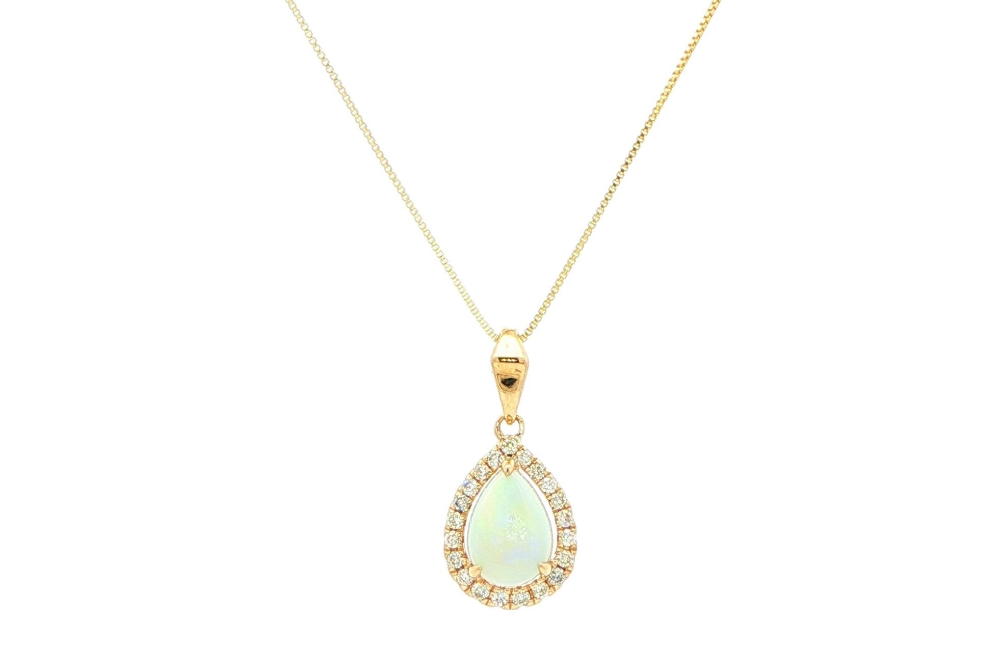 Halo Pear-Shaped Cabochon Opal Necklace in Yellow Gold (0.30cts TWT)