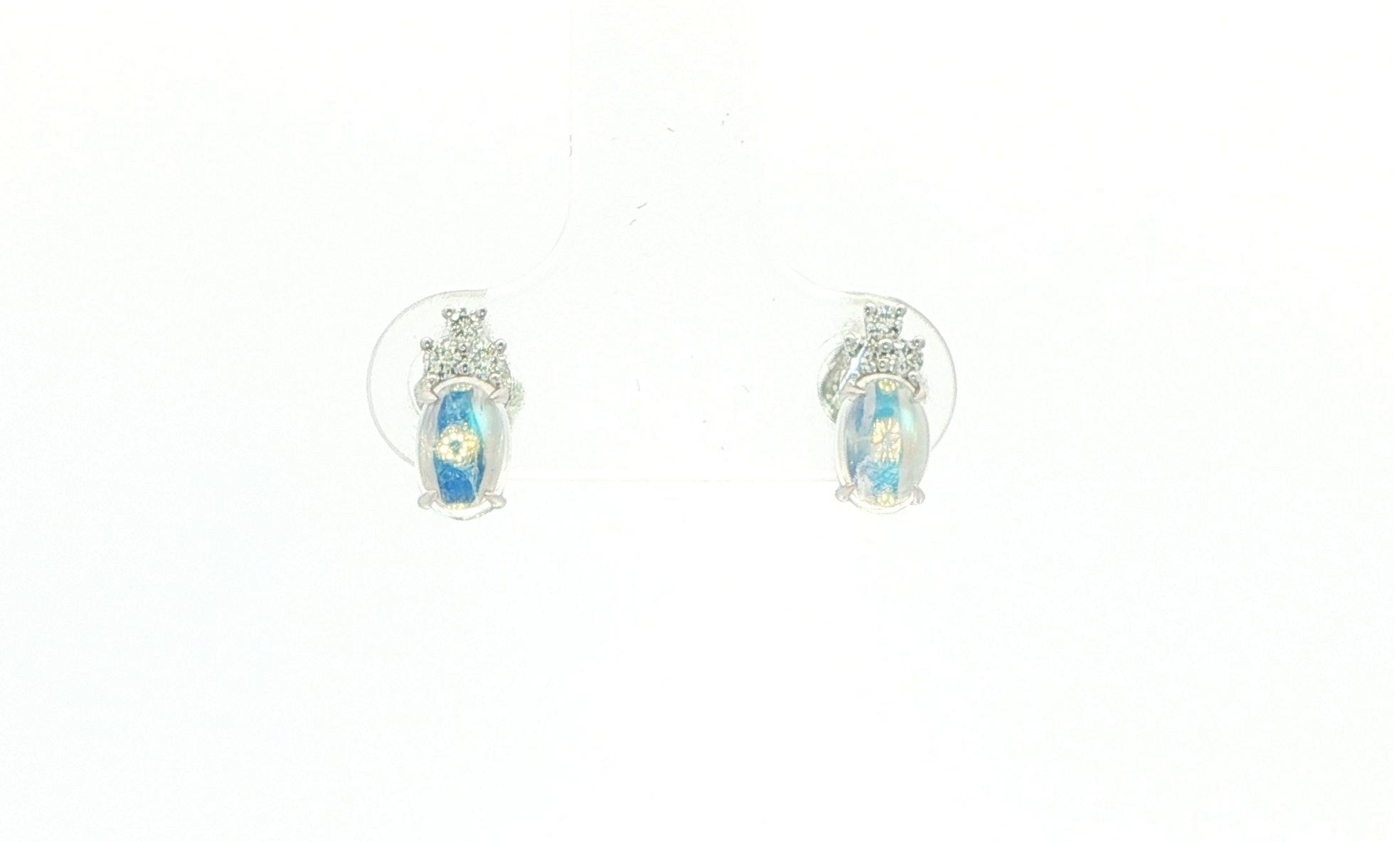 Cabochon Moonstone and Diamond Cluster Stud Earrings in White Gold (1.10cts TWT)