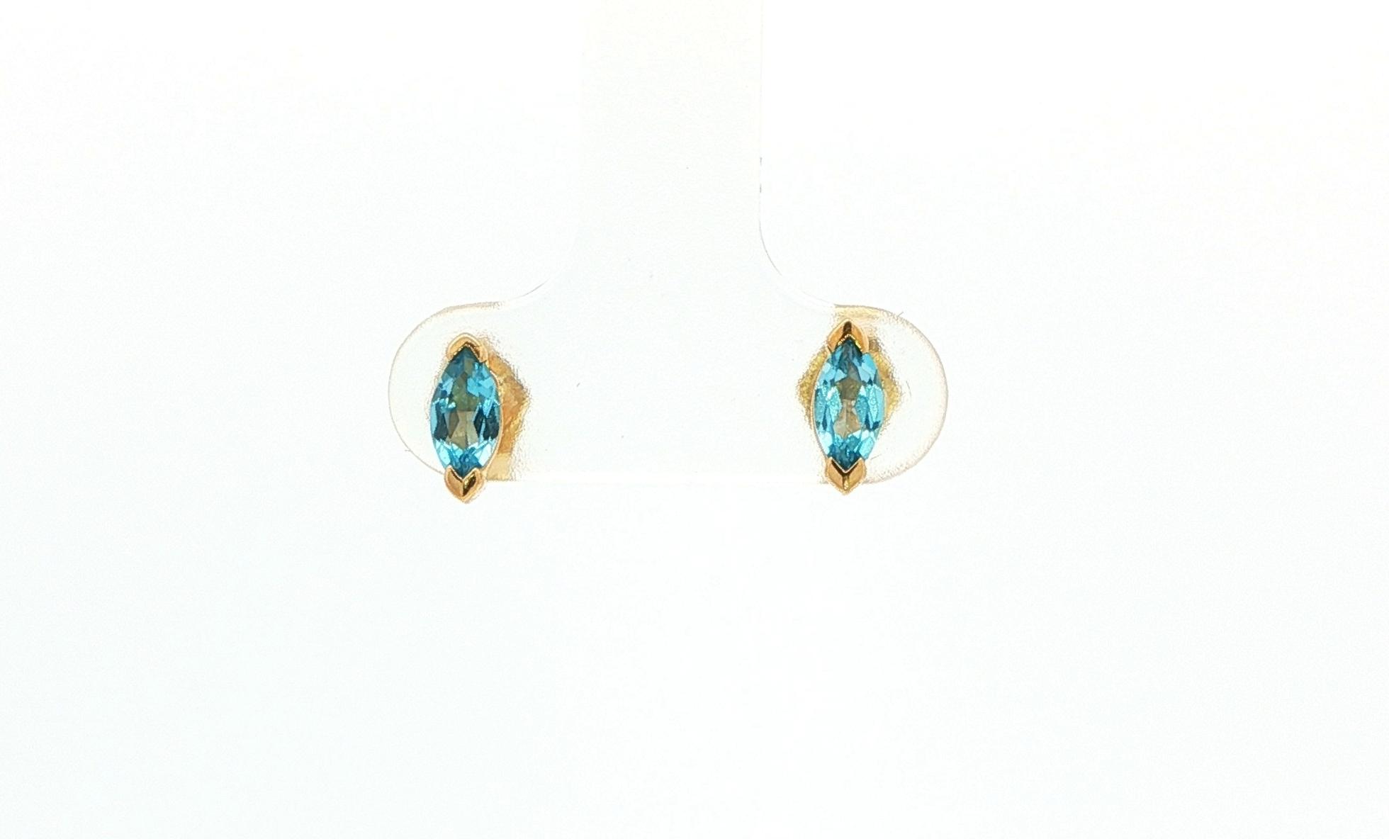 Marquise-cut Blue Topaz Stud Earrings in Yellow Gold (0.61cts TWT)