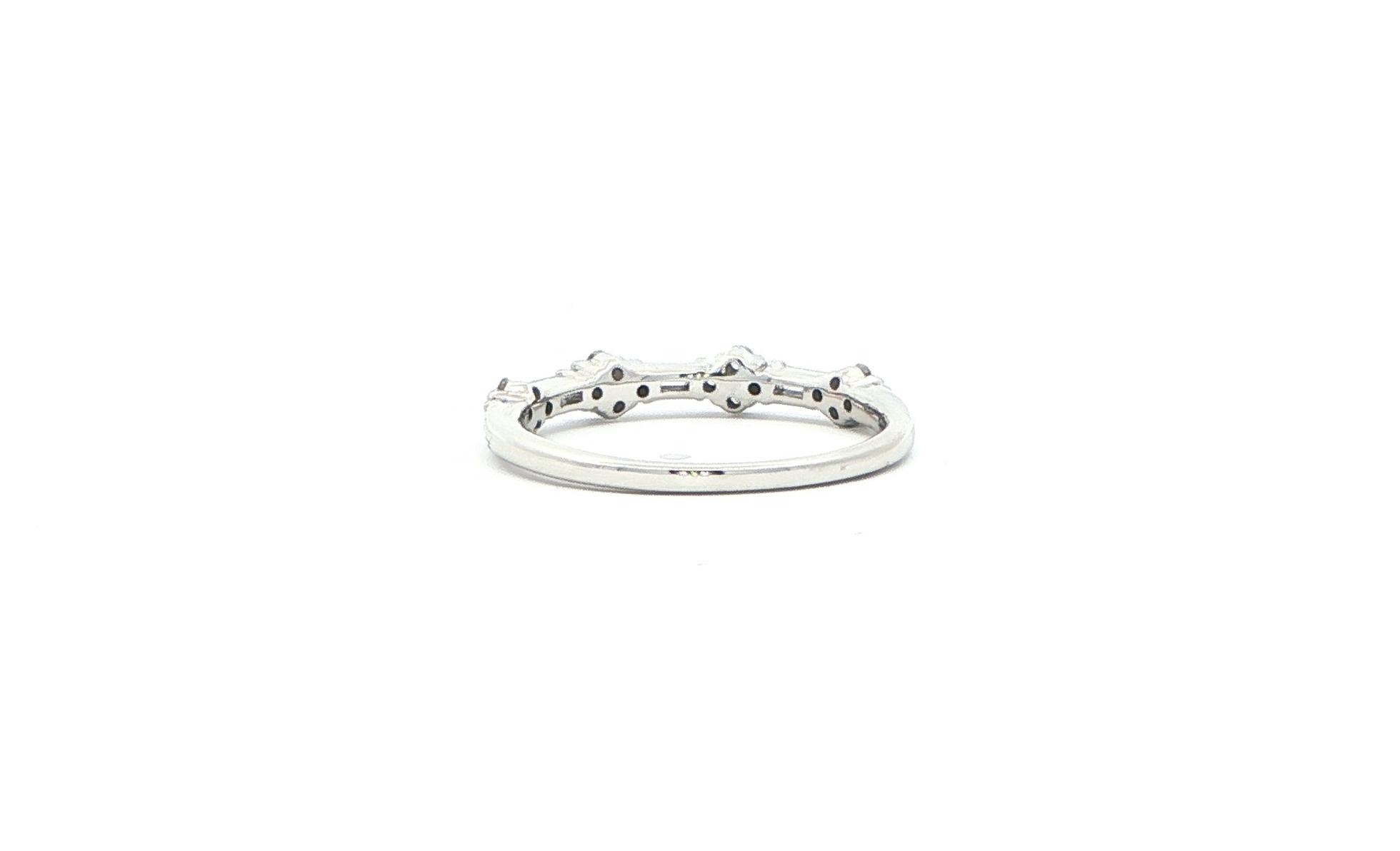 Baguette and Round Diamond Cluster Ring in White Gold (0.33cts TWT) back