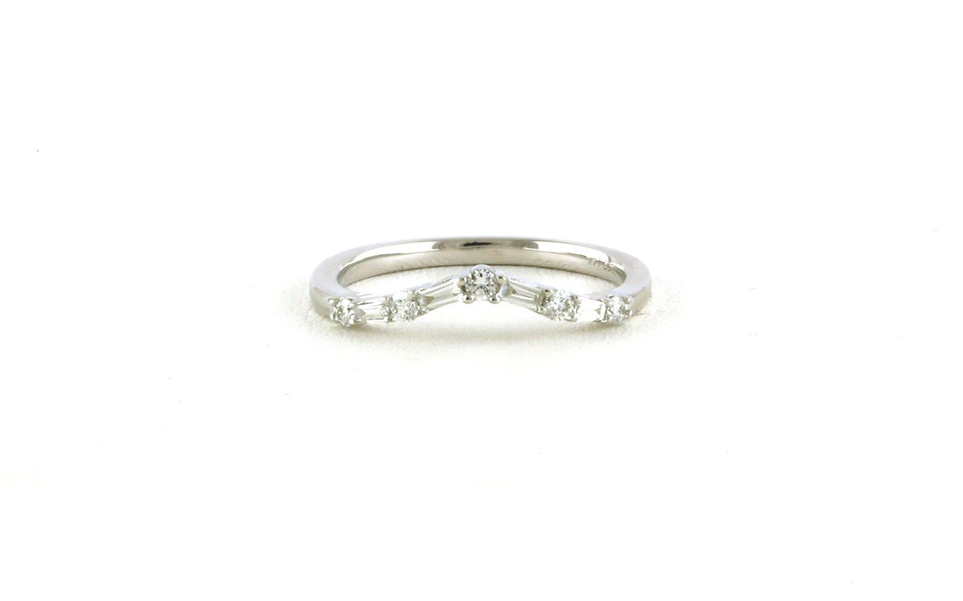9-Stone Curved Diamond Ring in White Gold (0.25cts TWT)