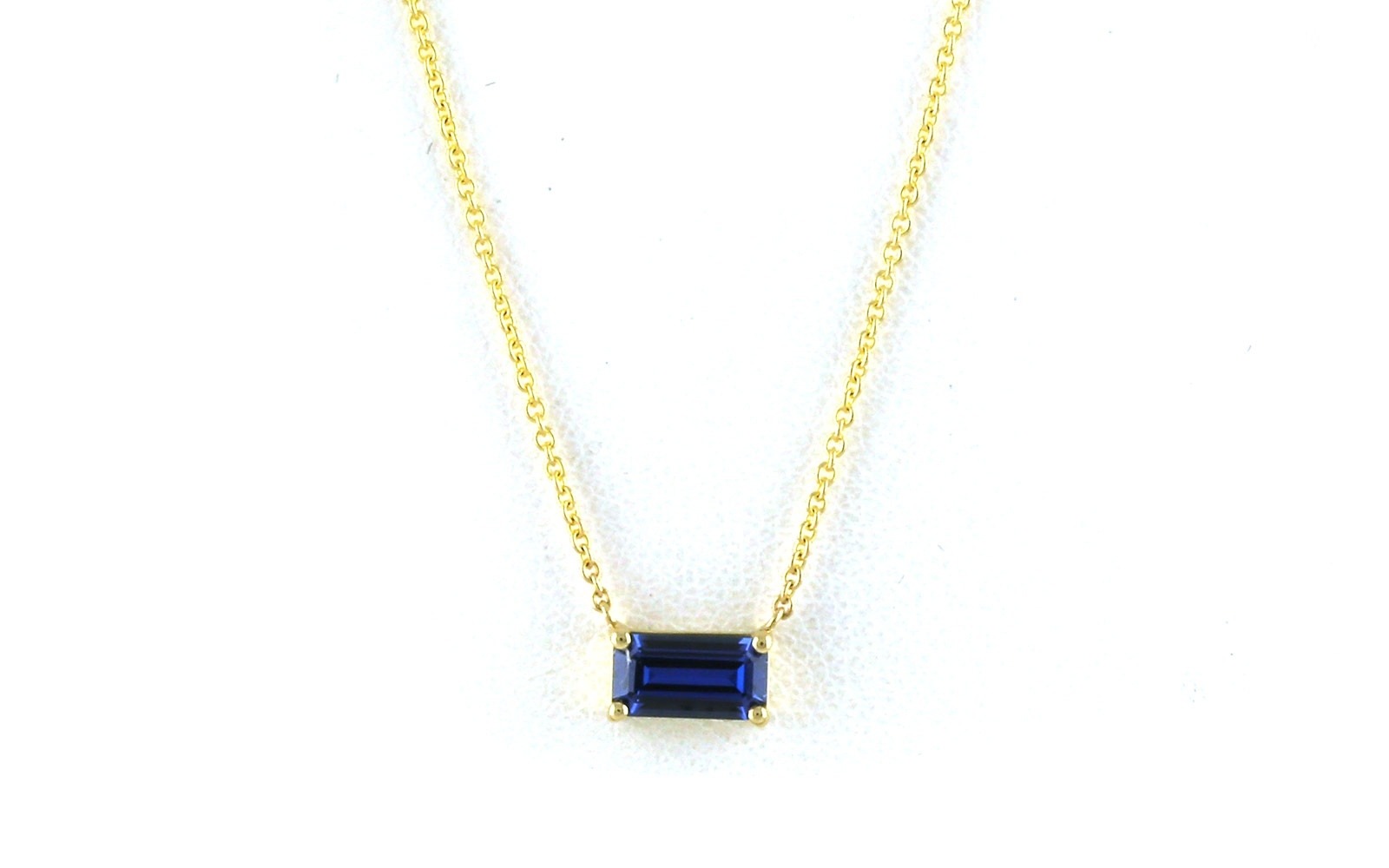 Landscape-Set Montana Yogo Sapphire Solitaire Split Chain Necklace in Yellow Gold (0.64ct)