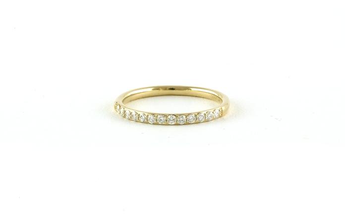 content/products/13-Stone Prong-Set Diamond Ring in Yellow Gold (0.25cts TWT)