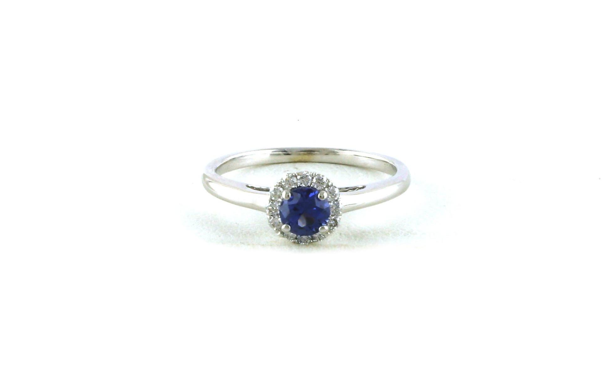 Estate Piece: Montana Yogo Sapphire and Diamond Halo Ring in White Gold (0.47cts TWT)