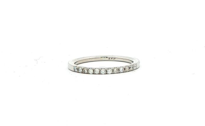 content/products/Estate Piece: 12-Stone Diamond Band in Platinum (0.15cts TWT)