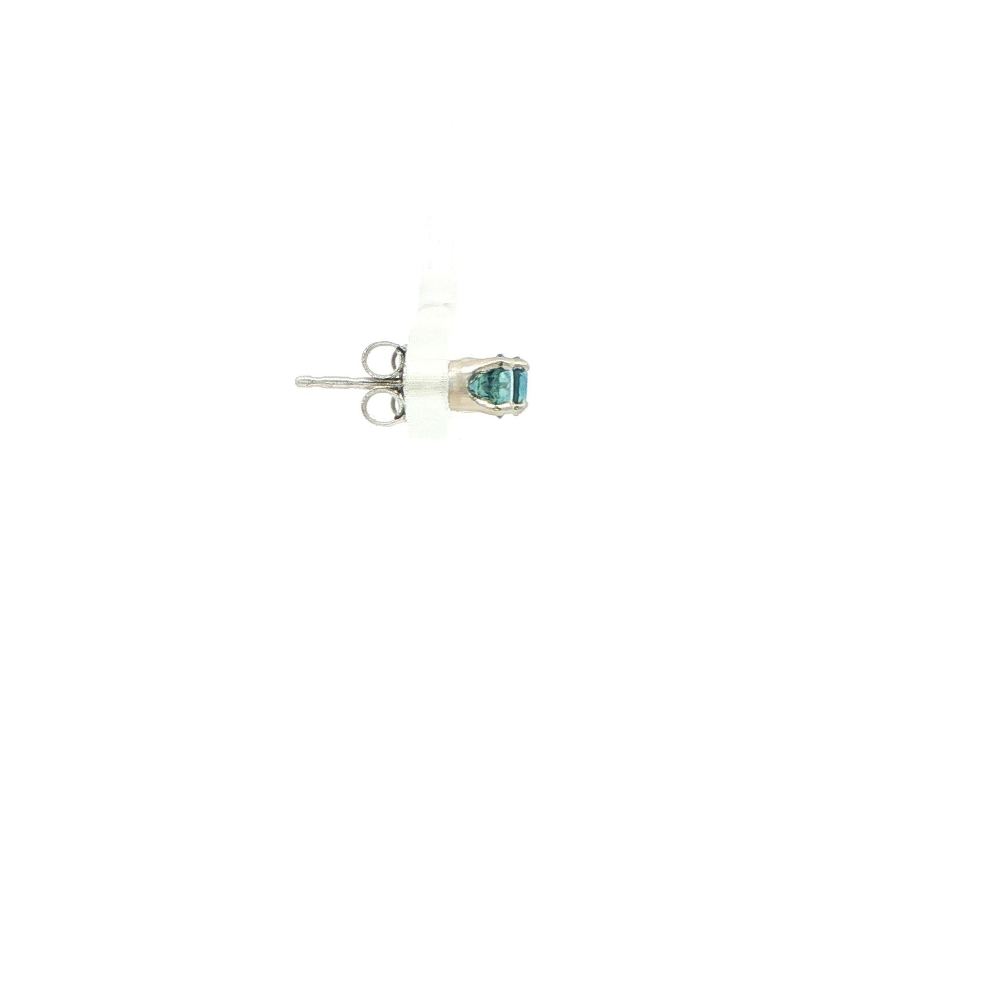 Greenish Blue Montana Sapphires Stud Earrings in 4-Prong Settings in White Gold (0.61cts TWT) side