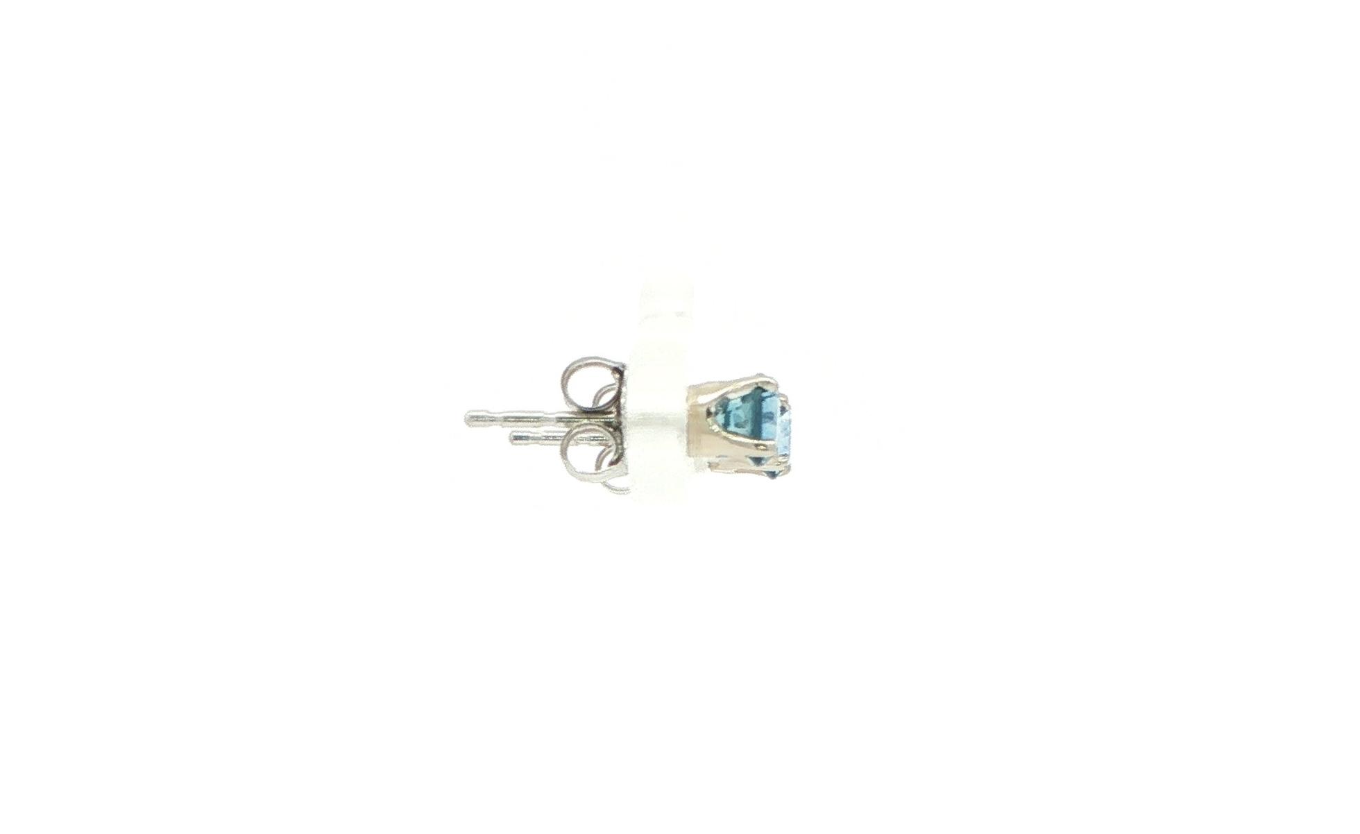 Blue Montana Sapphire Stud Earrings in 4-Prong Settings in White Gold (0.73cts TWT) side