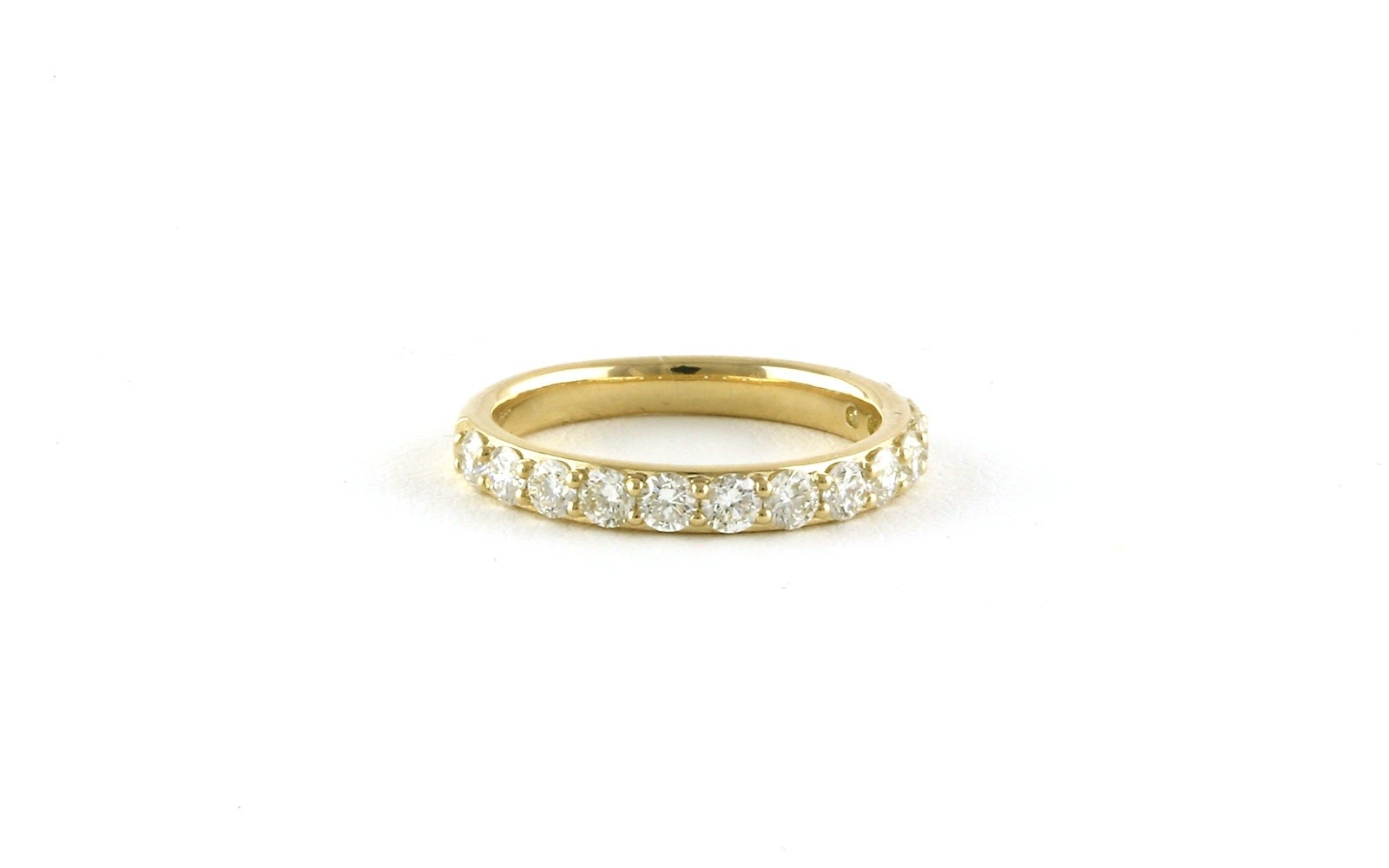 13-Stone Shared-Prong Diamond Wedding Band in Yellow Gold (1.00cts TWT)