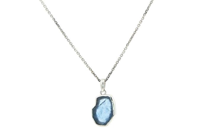 content/products/Bezel-set Raw Un-cut Montana Yogo Sapphire Necklace in White Gold (0.87cts)