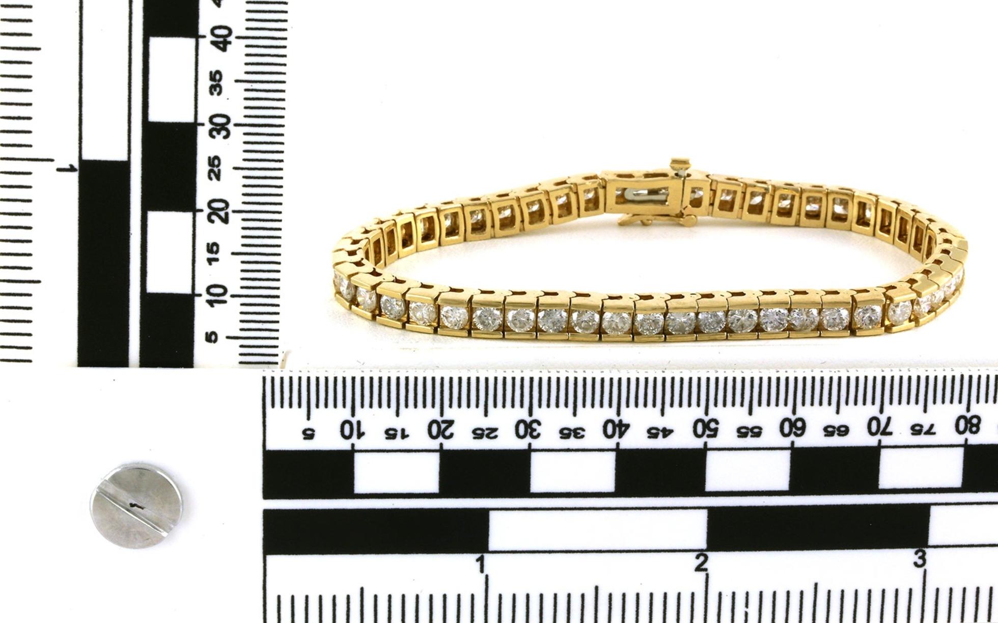 Estate Piece: Channel-Set Line Diamond Tennis Bracelet in Yellow Gold (6.00cts TWT) scale